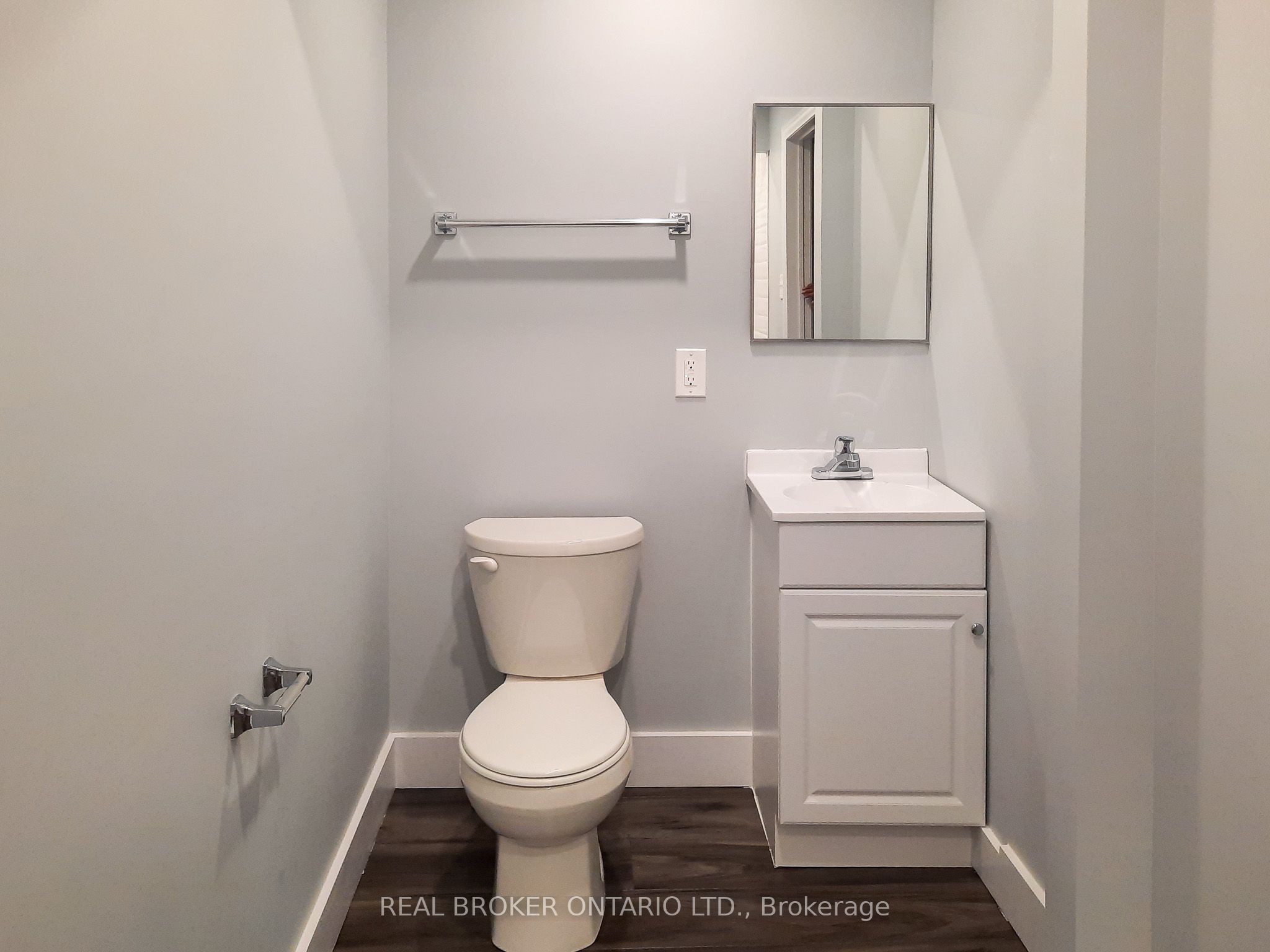 512 St Lawrence Street Property Photo 8