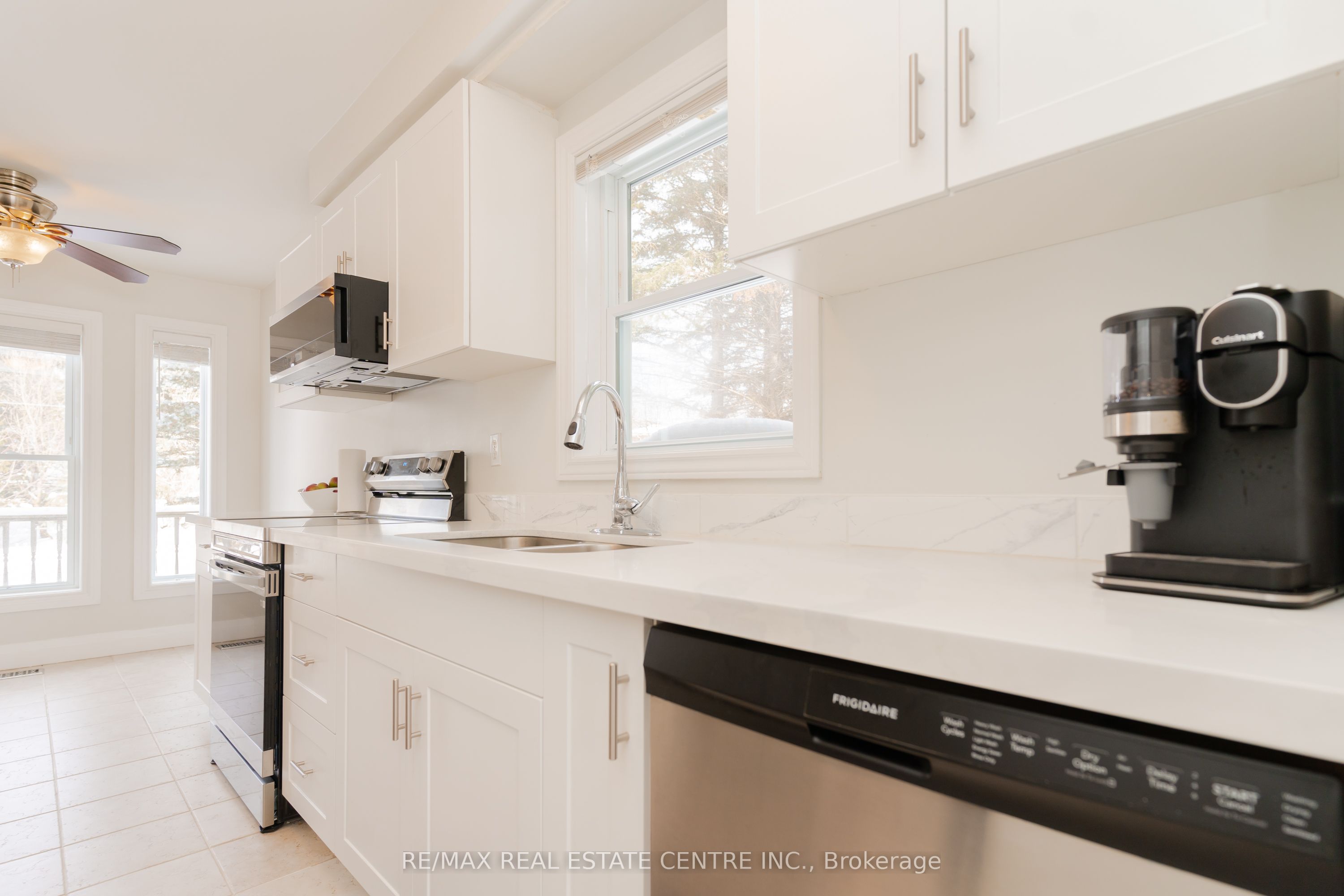 14 Russell Hill Road Property Photo 7