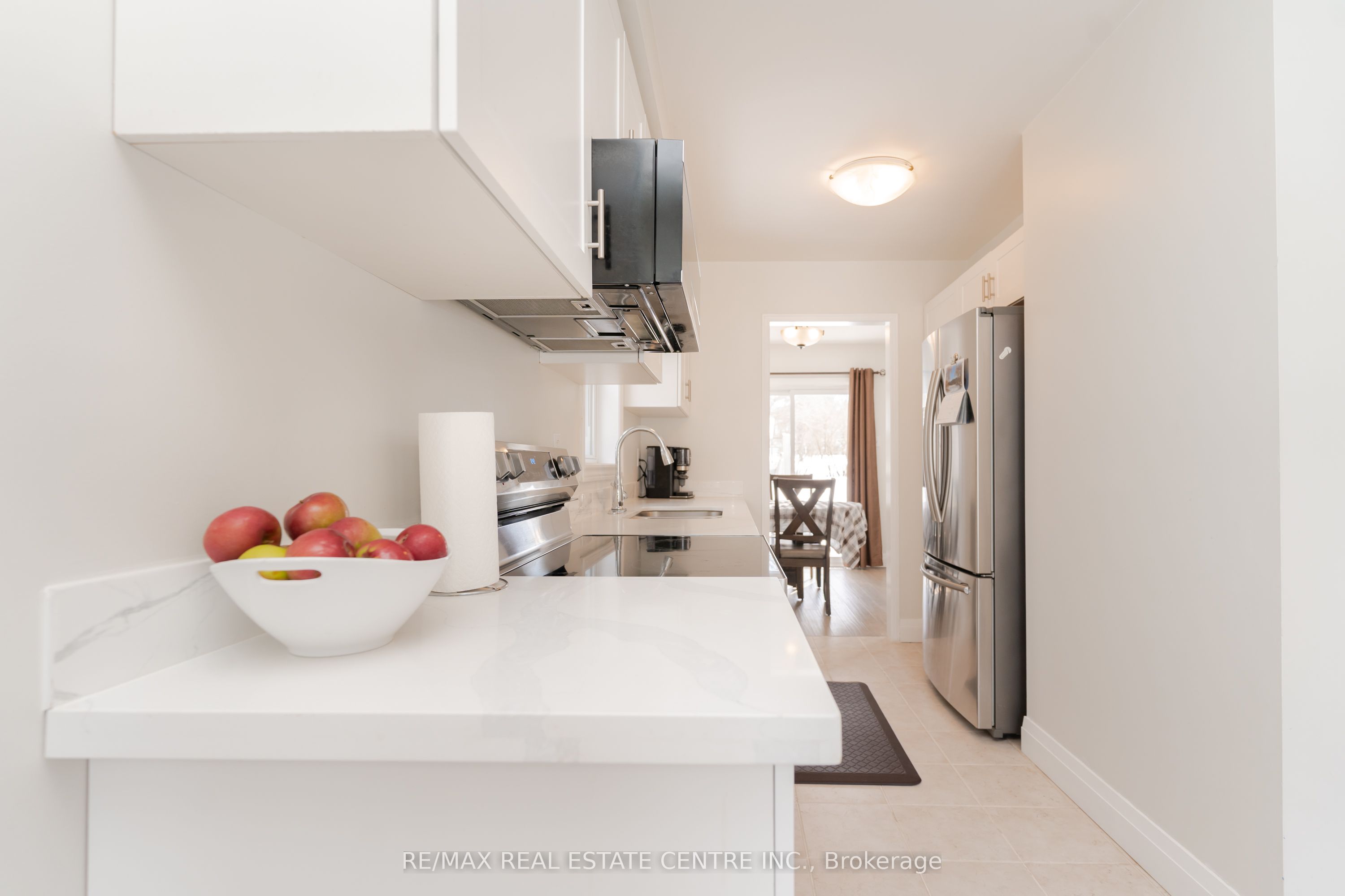 14 Russell Hill Road Property Photo 8
