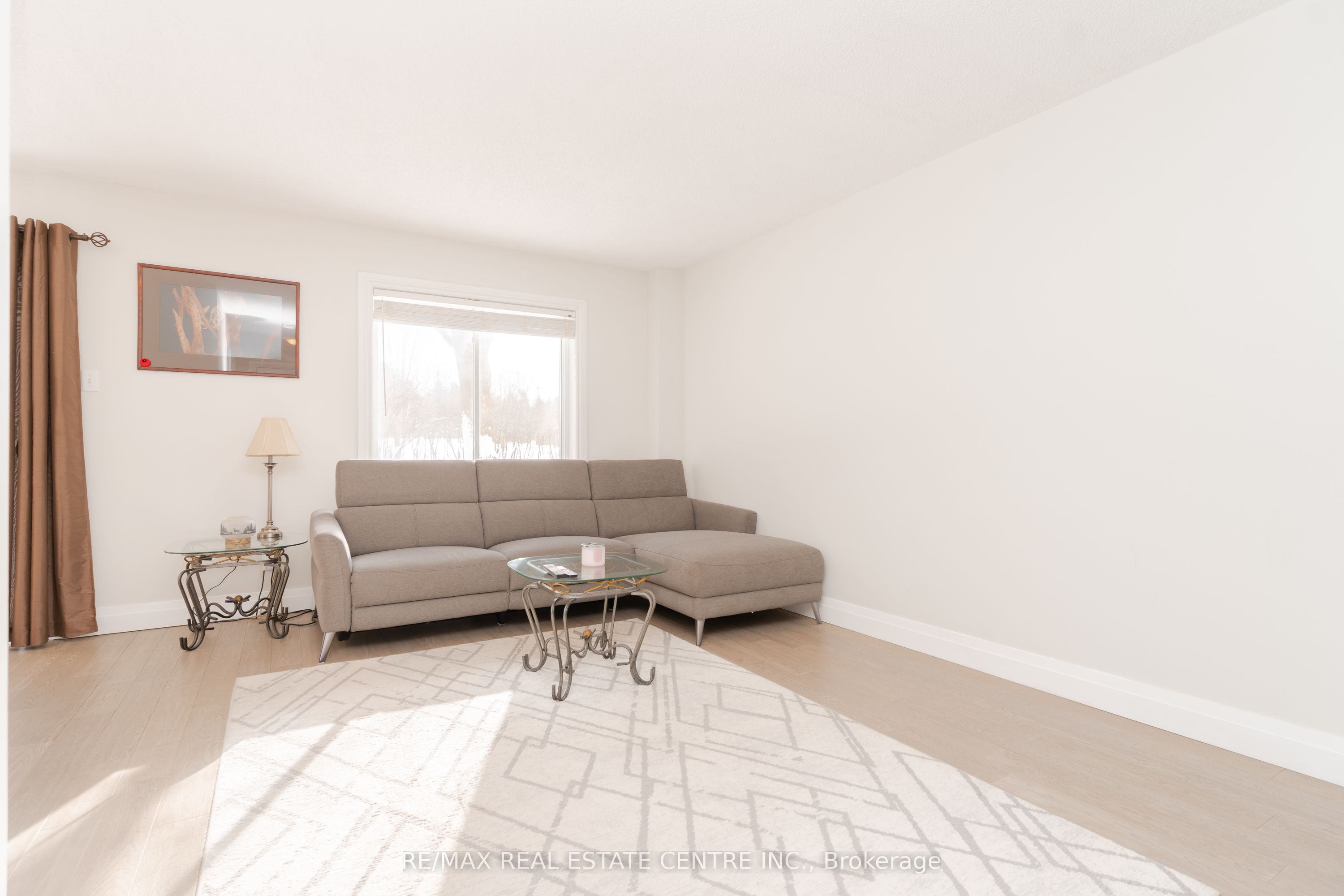 14 Russell Hill Road Property Photo 13