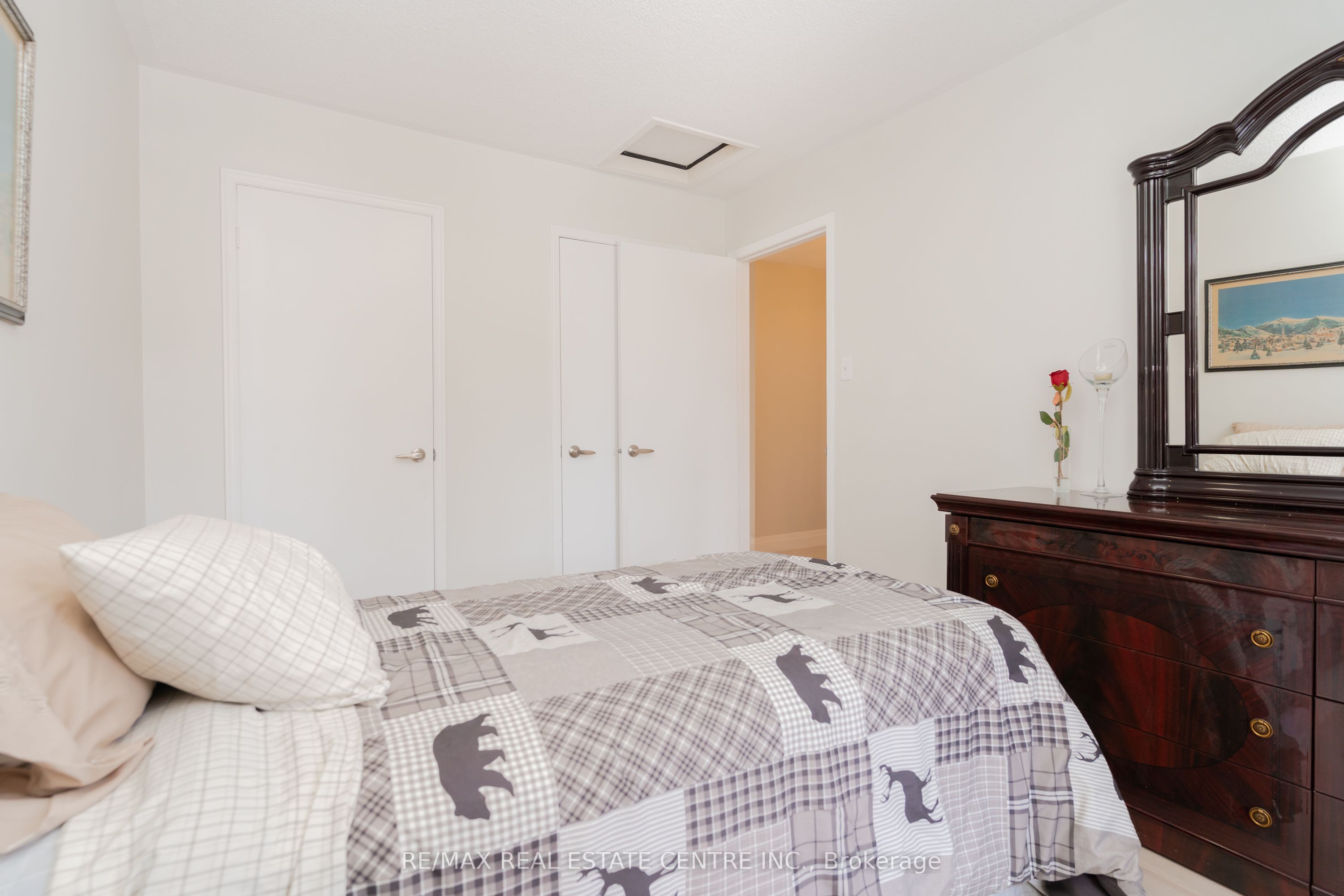 14 Russell Hill Road Property Photo 27