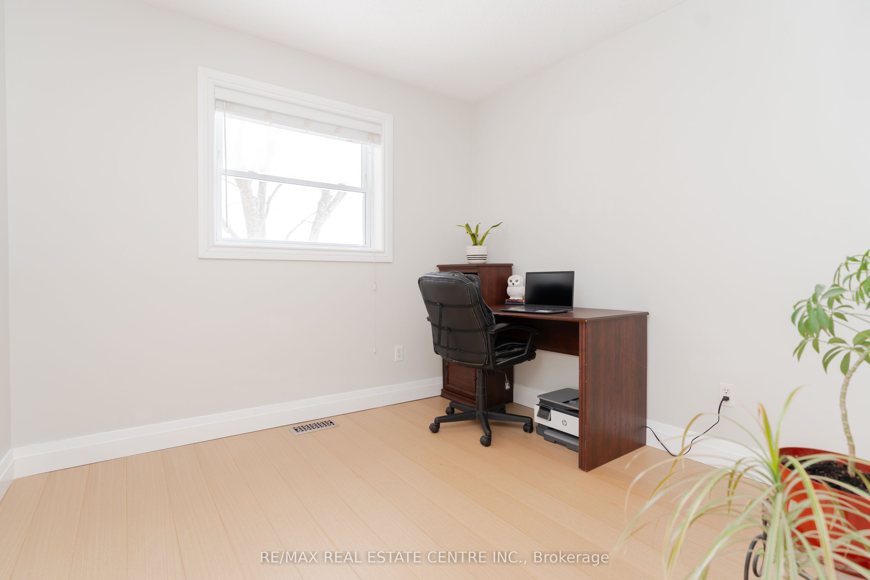 14 Russell Hill Road Property Photo 28