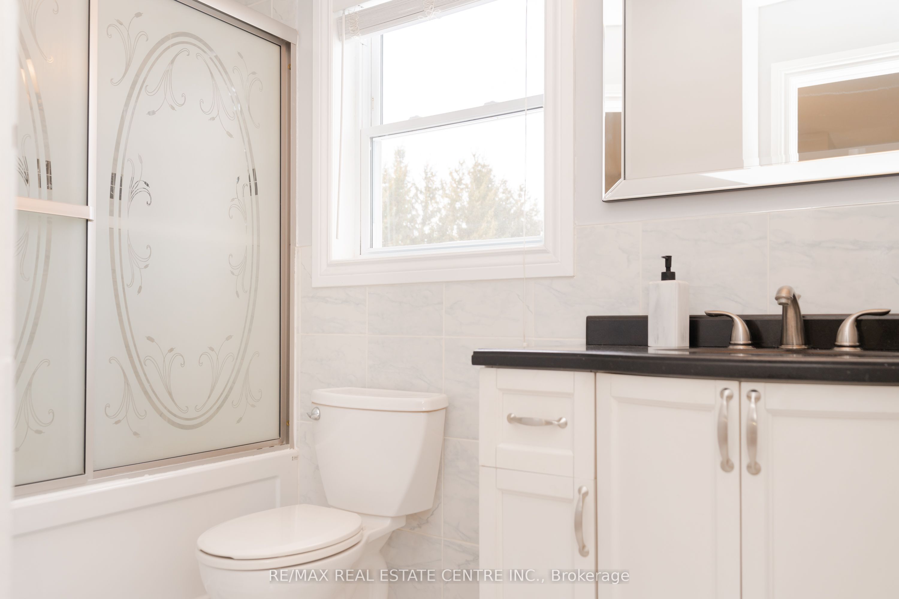 14 Russell Hill Road Property Photo 30