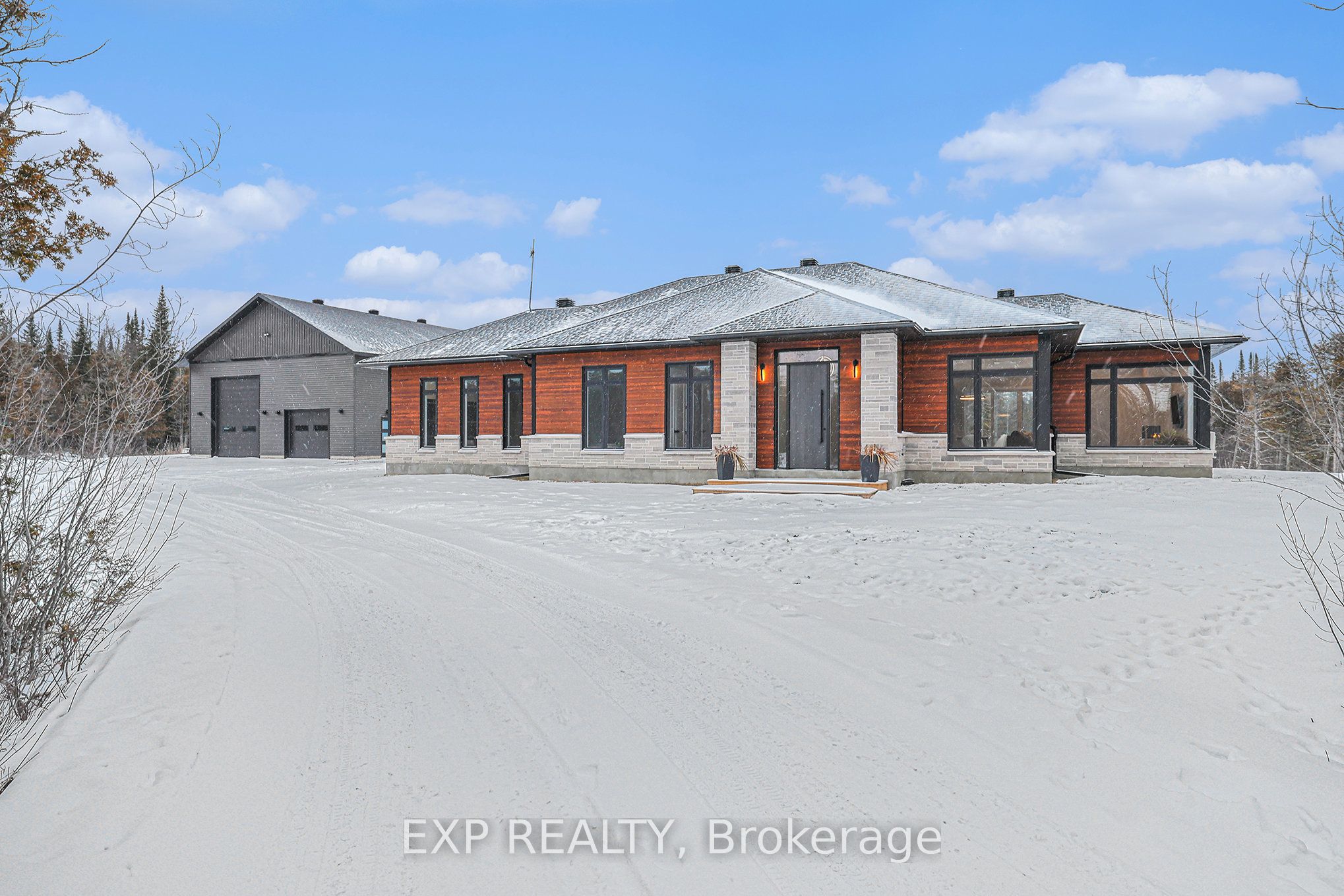 7433 Dwyer Hill Road Property Photo