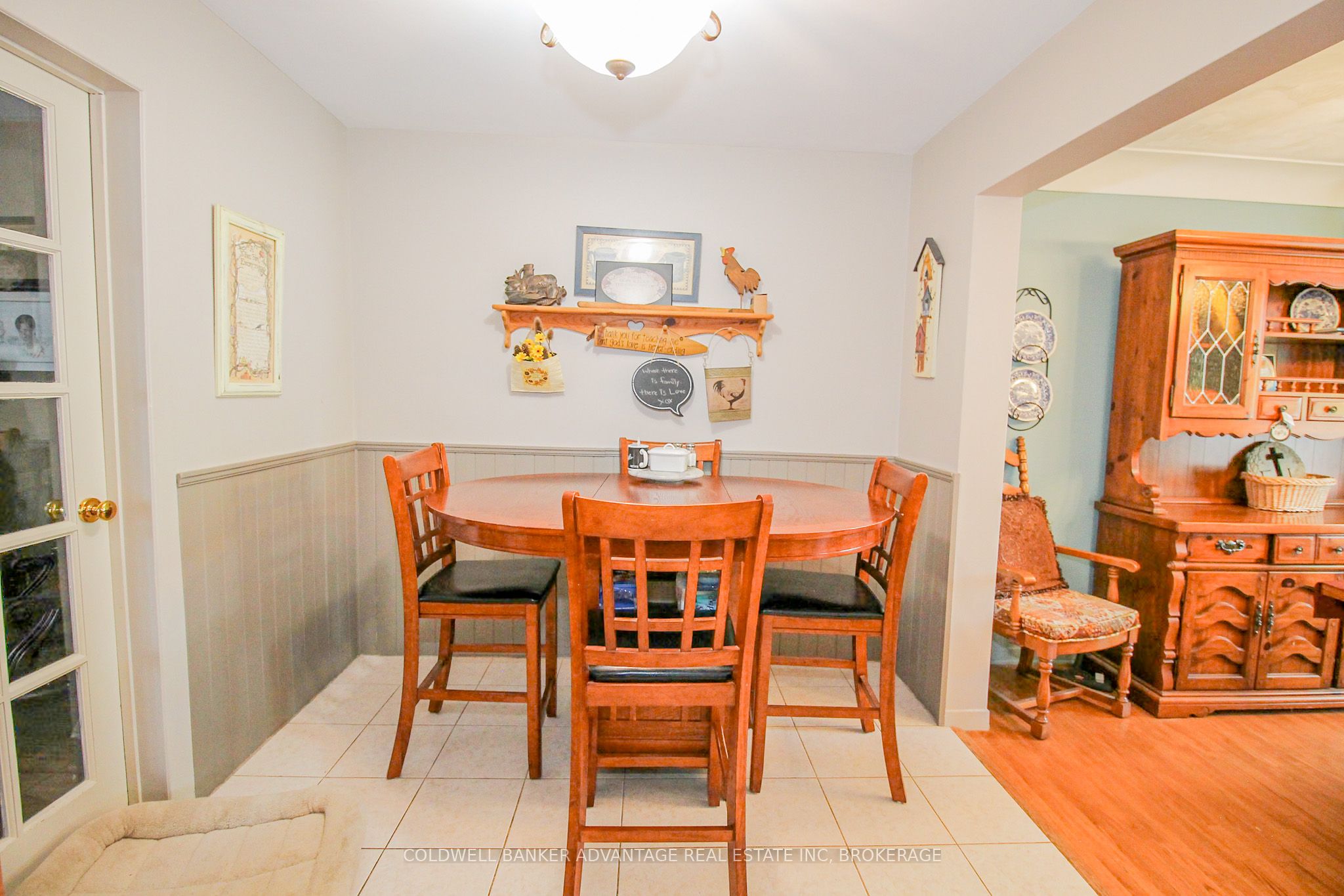 7060 Garner Road Property Photo 11