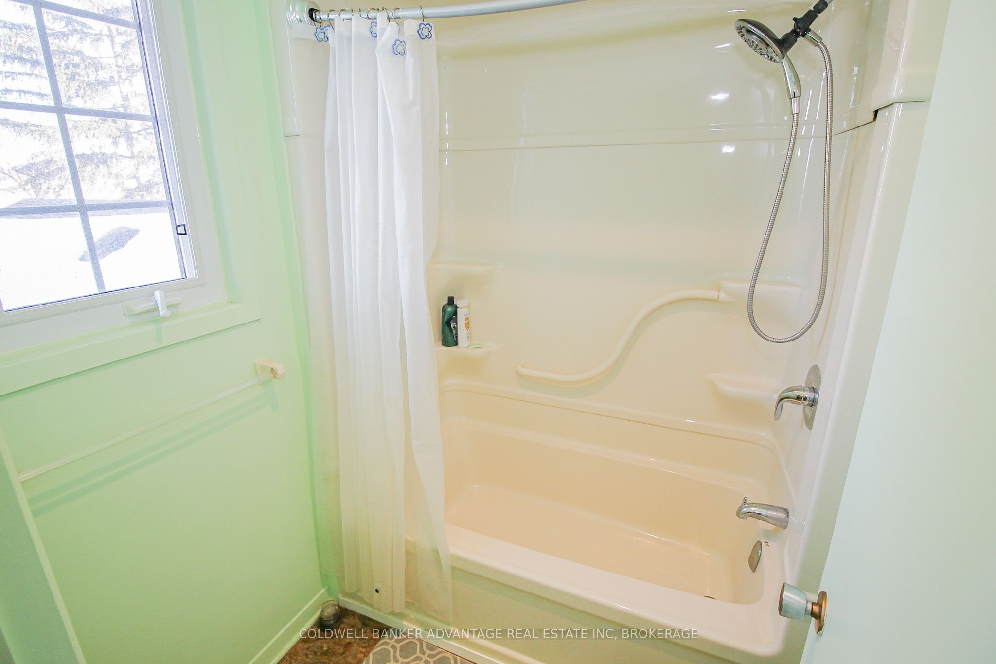 7060 Garner Road Property Photo 21