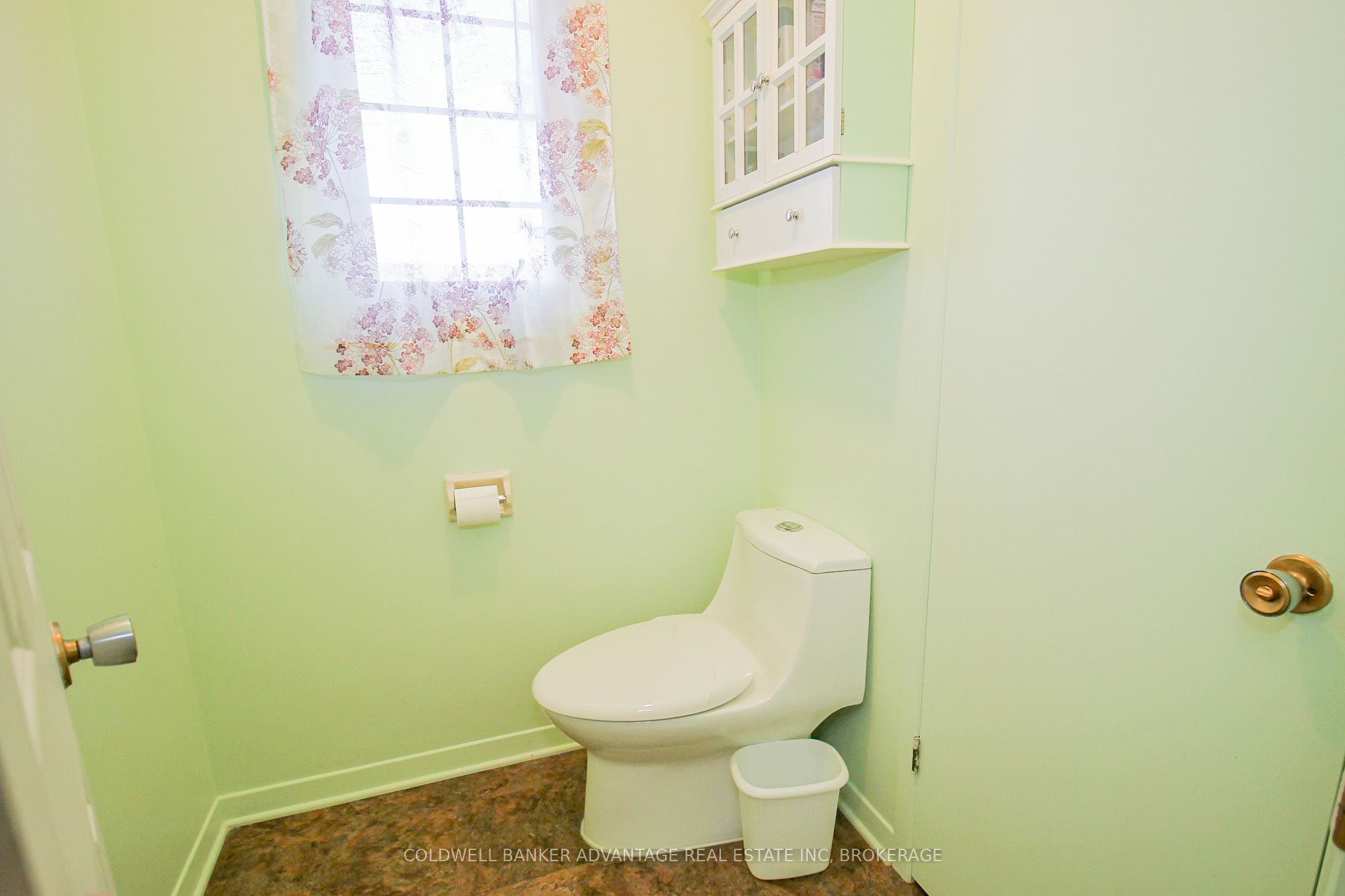 7060 Garner Road Property Photo 23