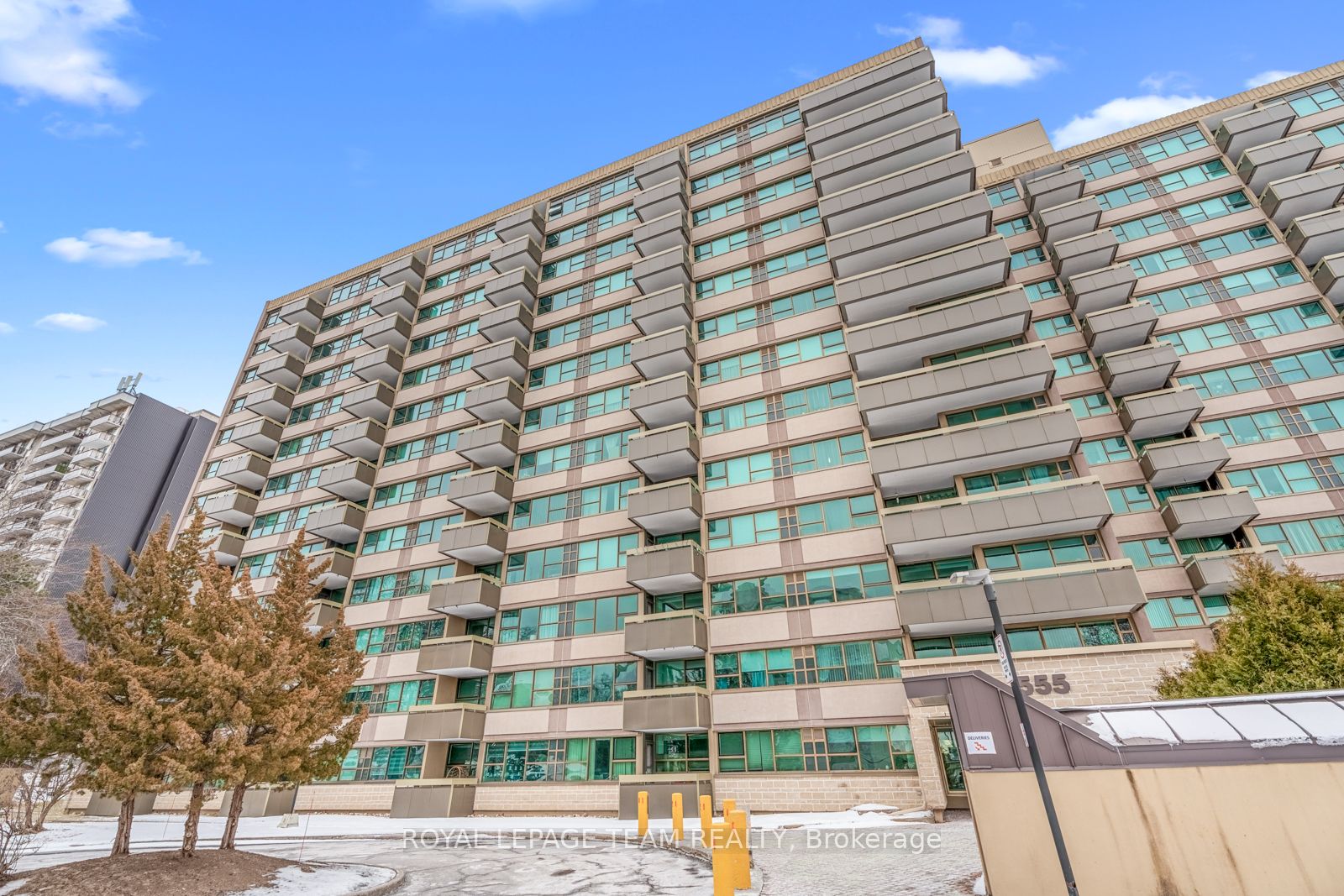 K1k 4c5 Real Estate Listings Main Image