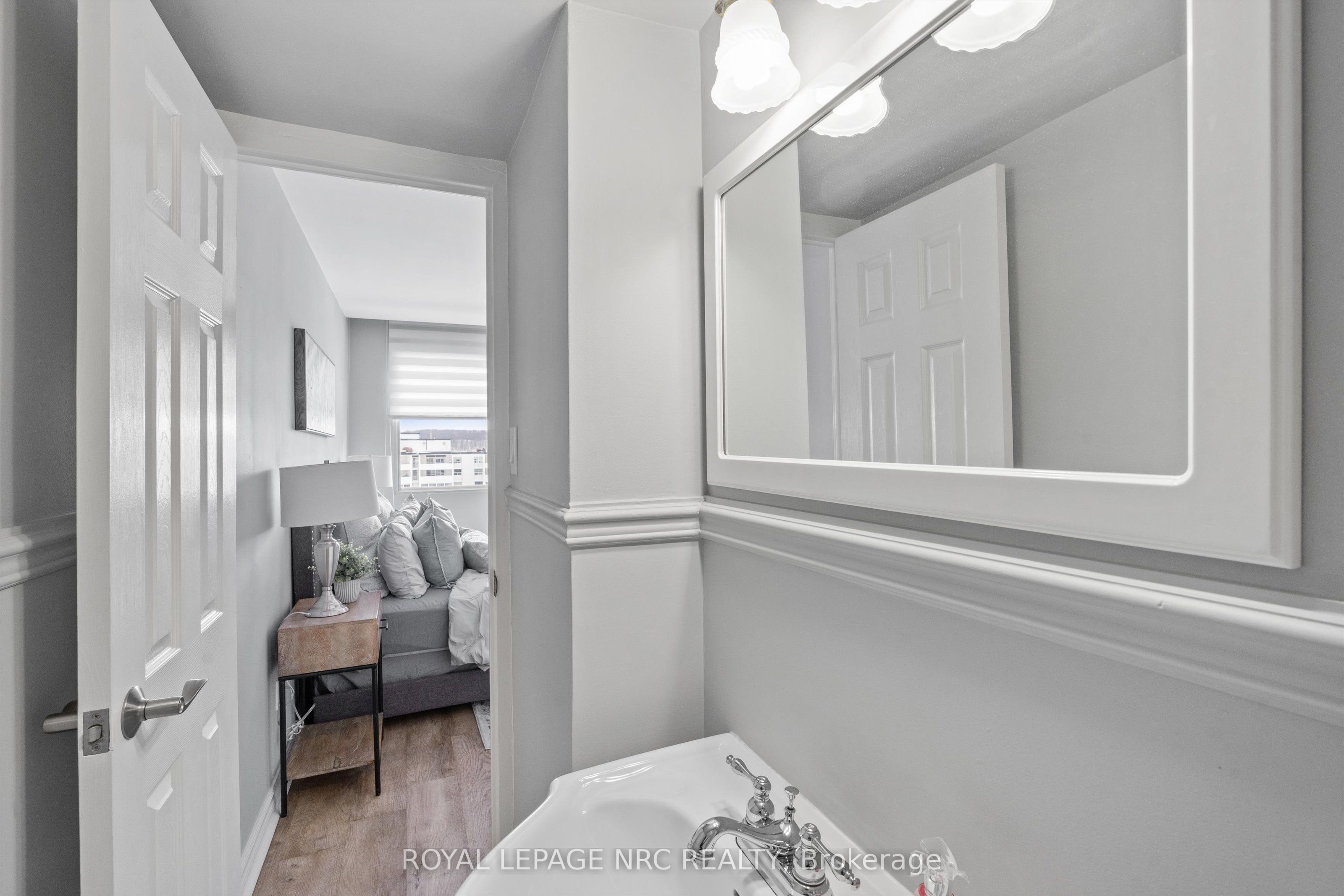 #1202 - 15 Towering Heights Boulevard Property Photo 19