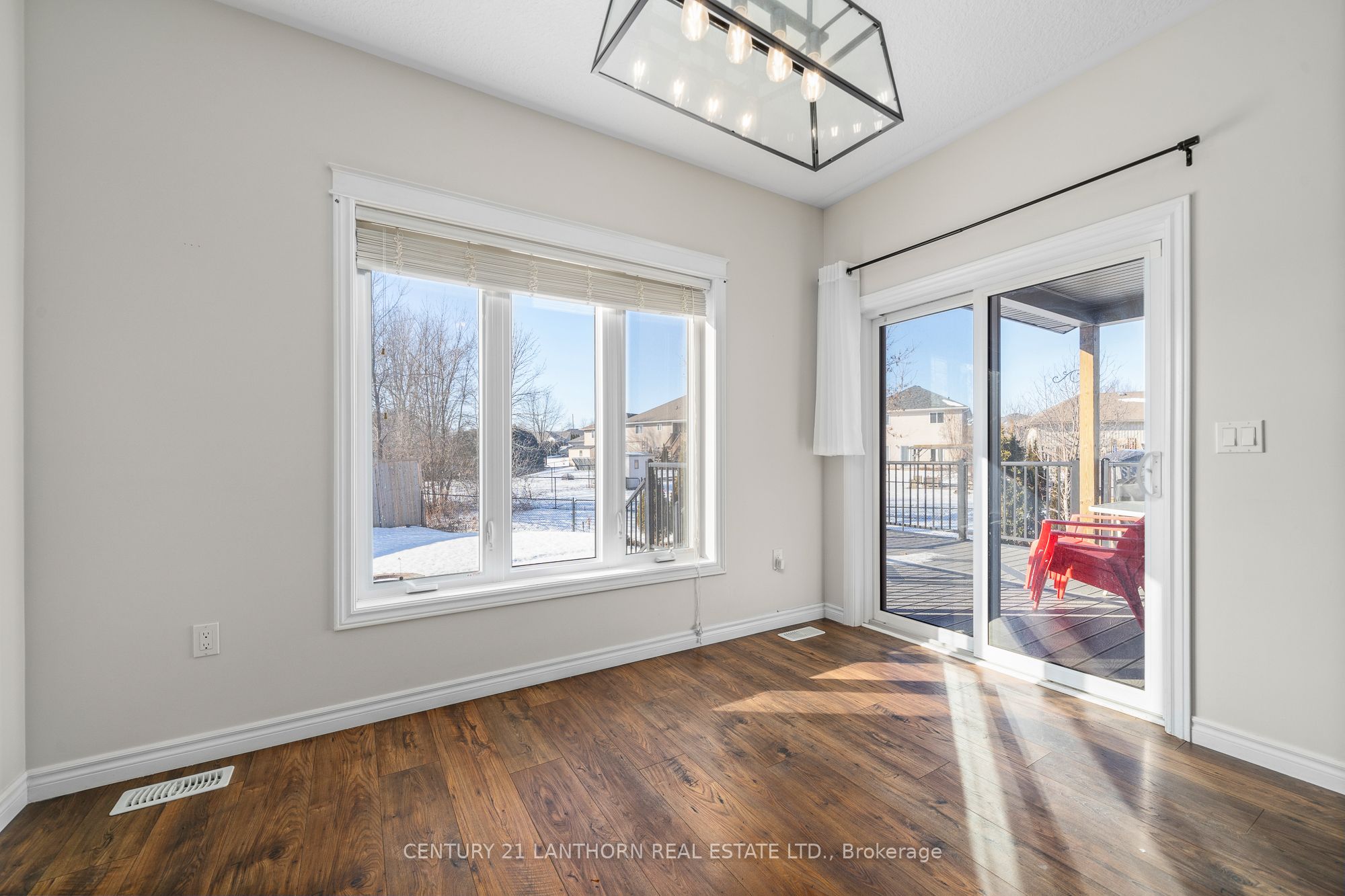 23 Glenwood Street Property Photo 14