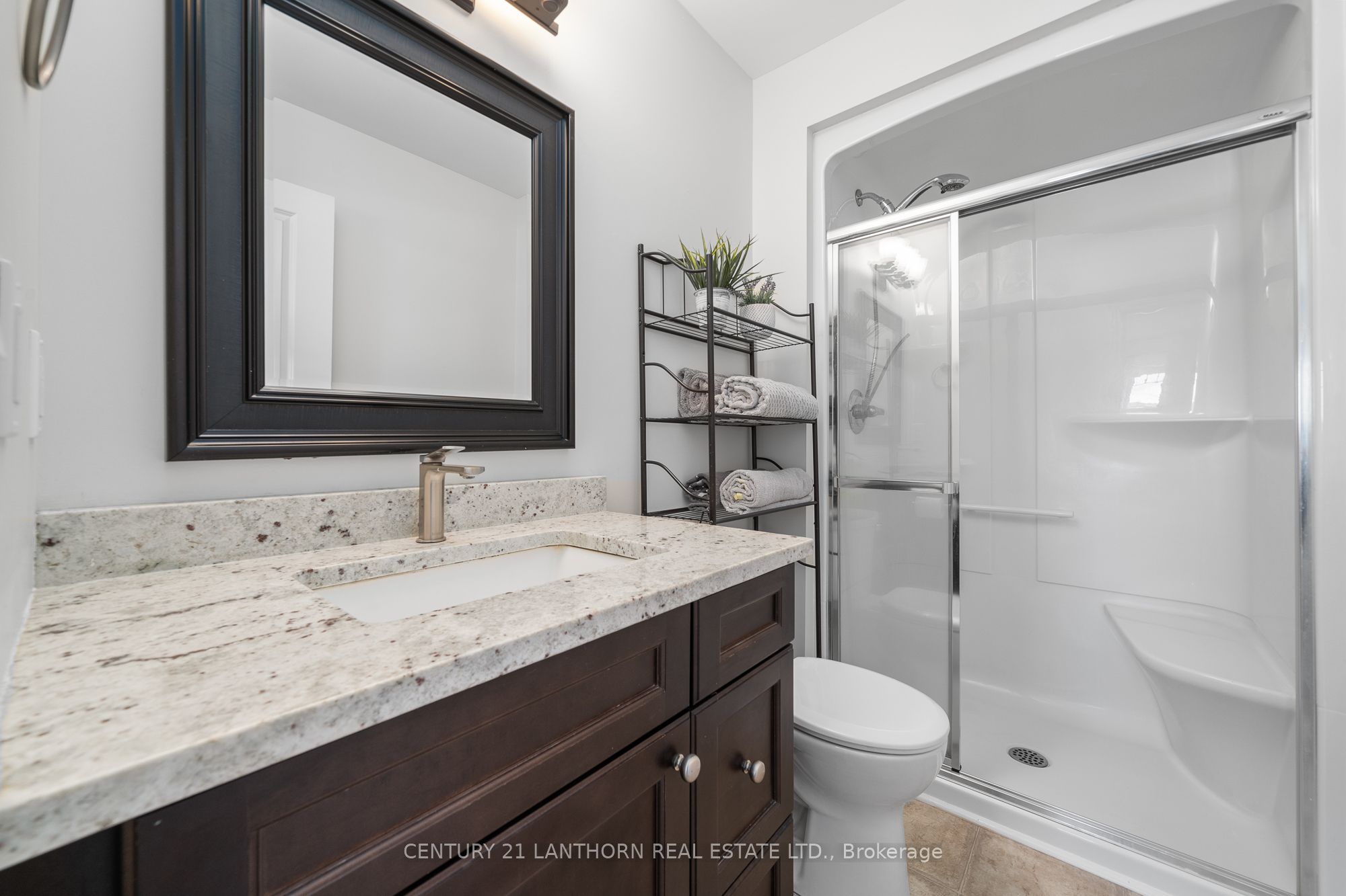 23 Glenwood Street Property Photo 18