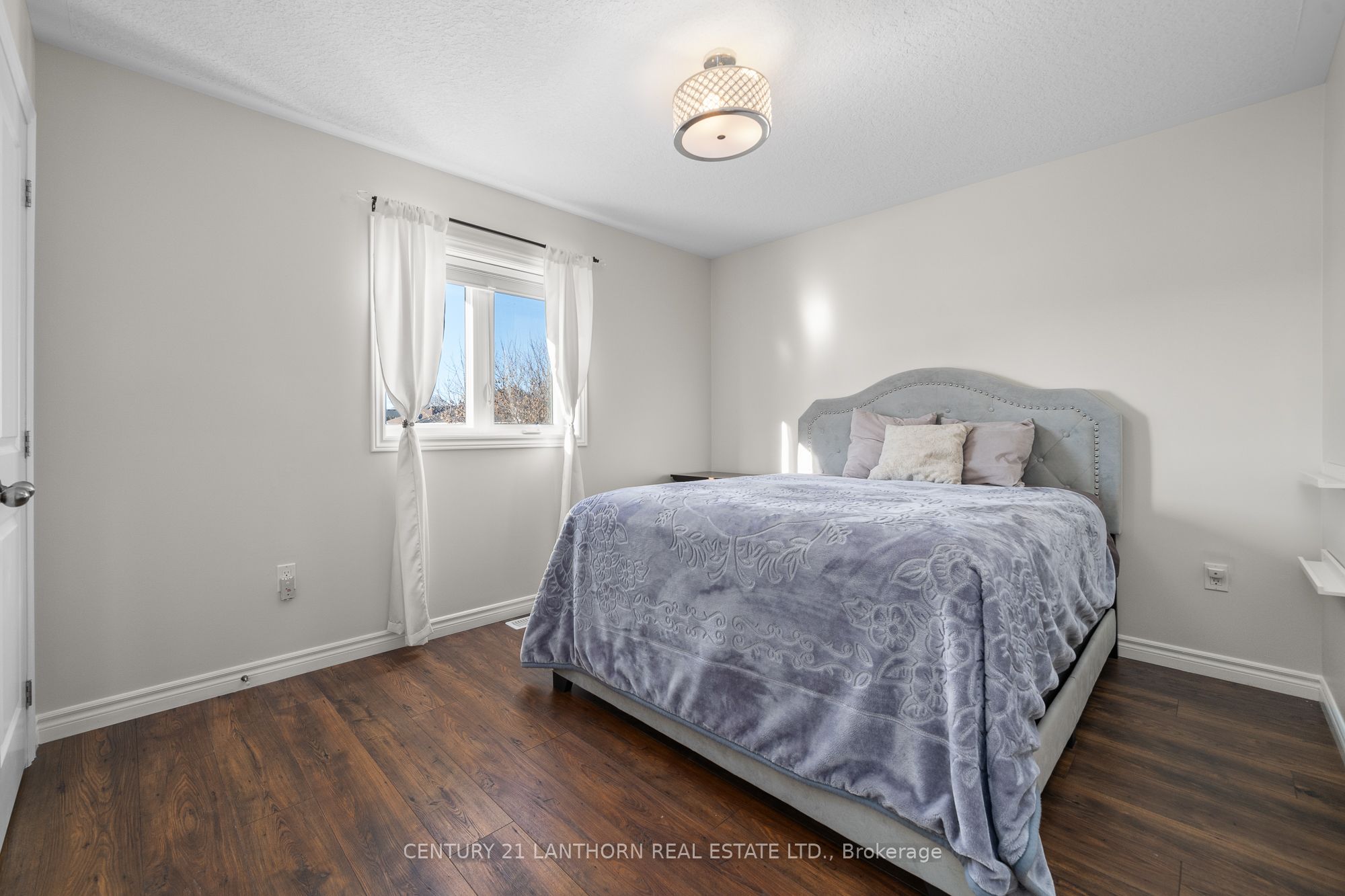 23 Glenwood Street Property Photo 20
