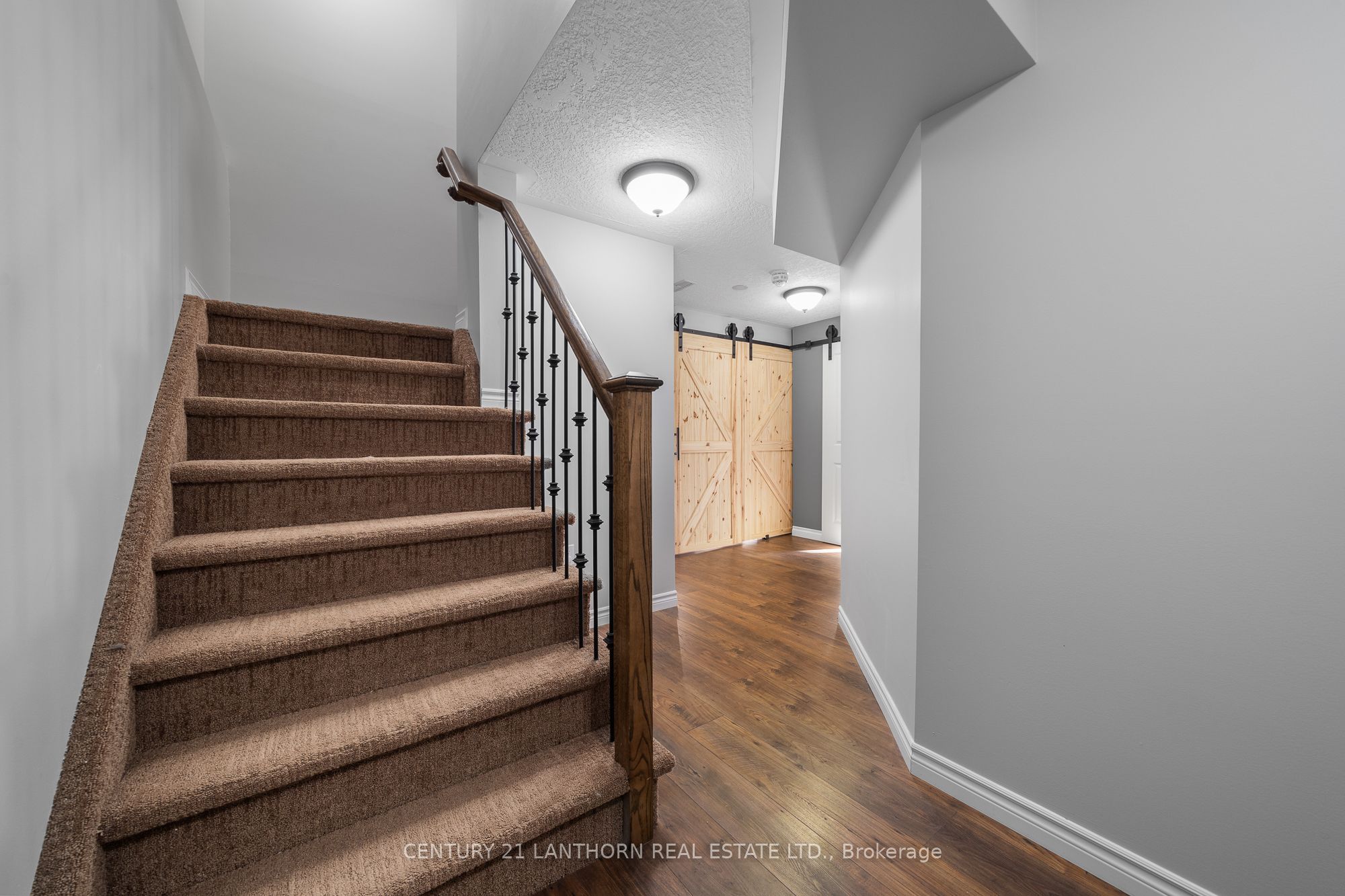 23 Glenwood Street Property Photo 25