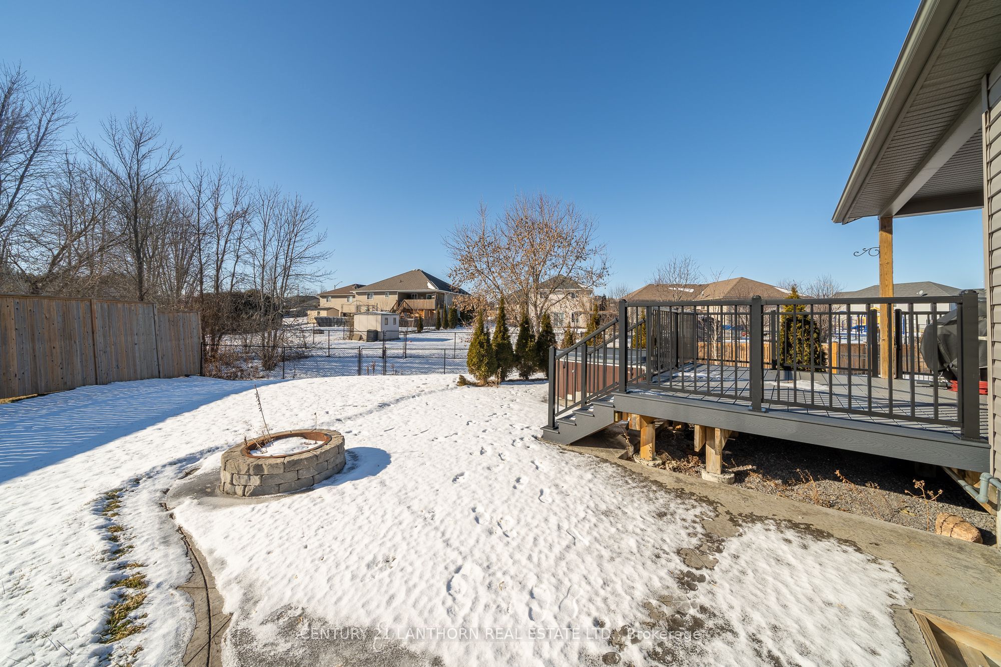 23 Glenwood Street Property Photo 35