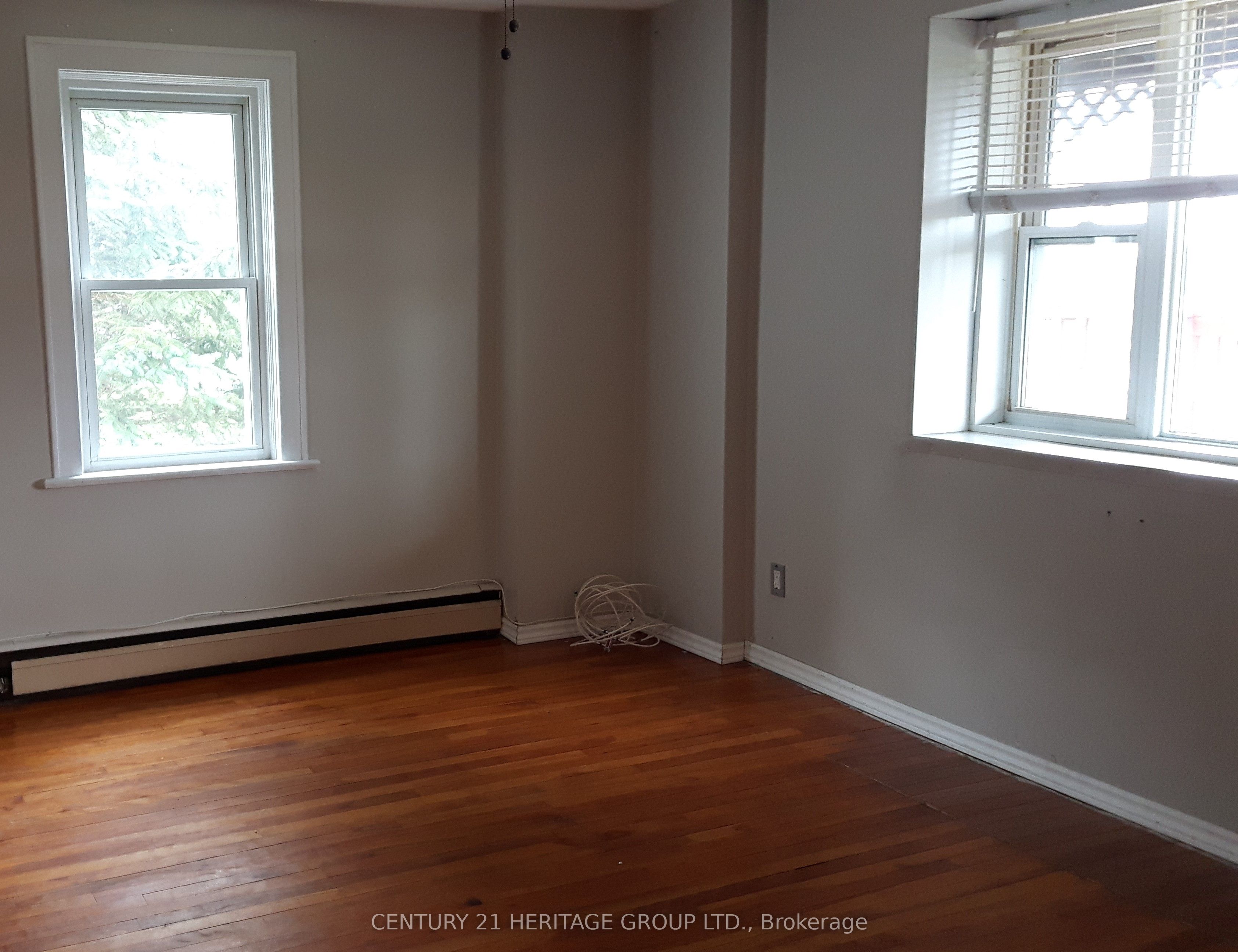 415 Caron Street Property Photo 4