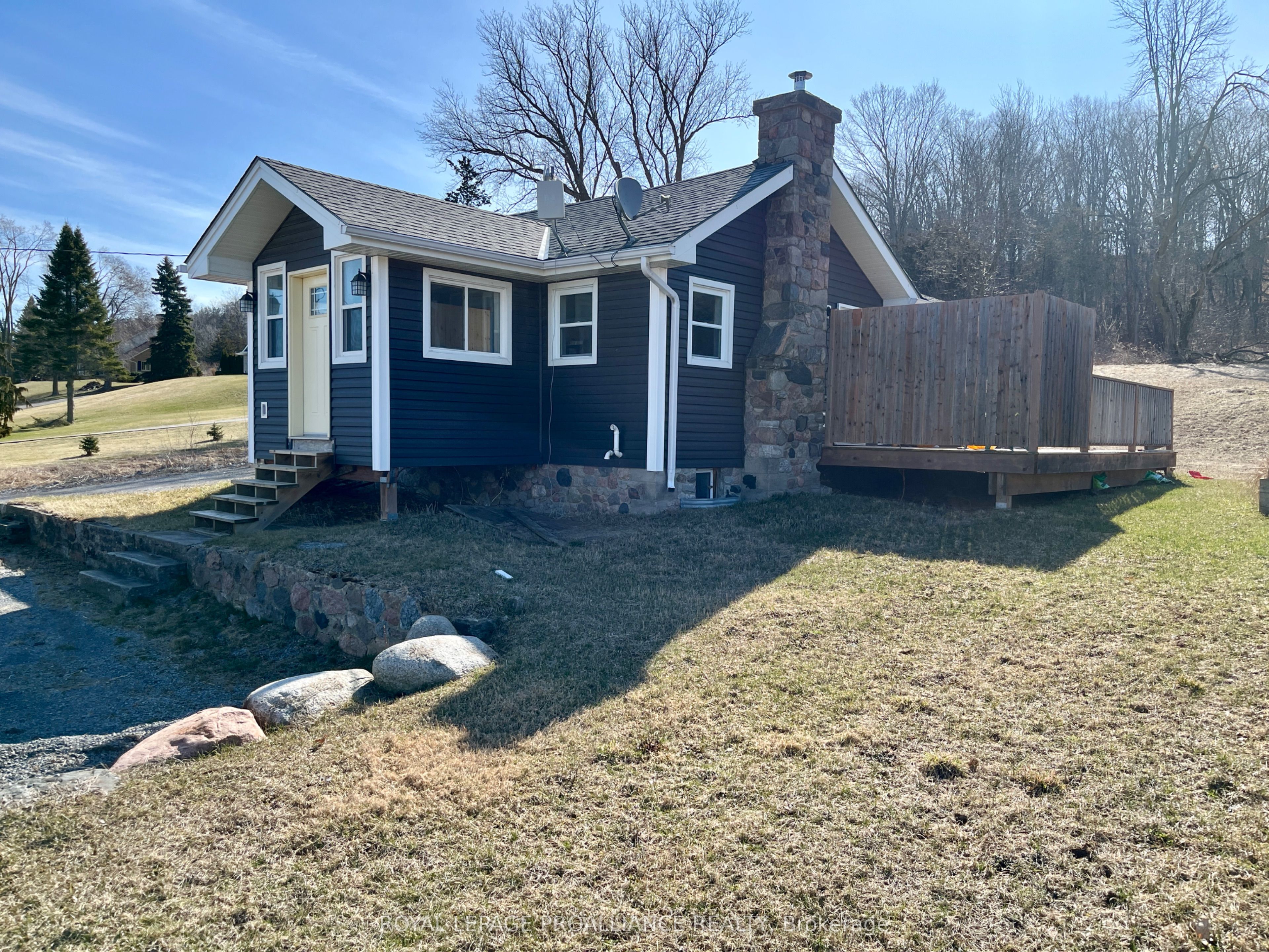 2237 County Rd 3 Property Photo 1