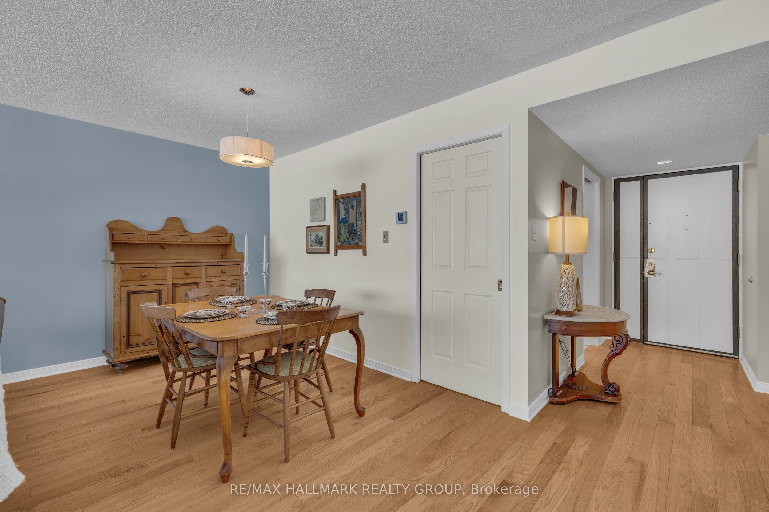 #405 - 55 Water Street Property Photo 17