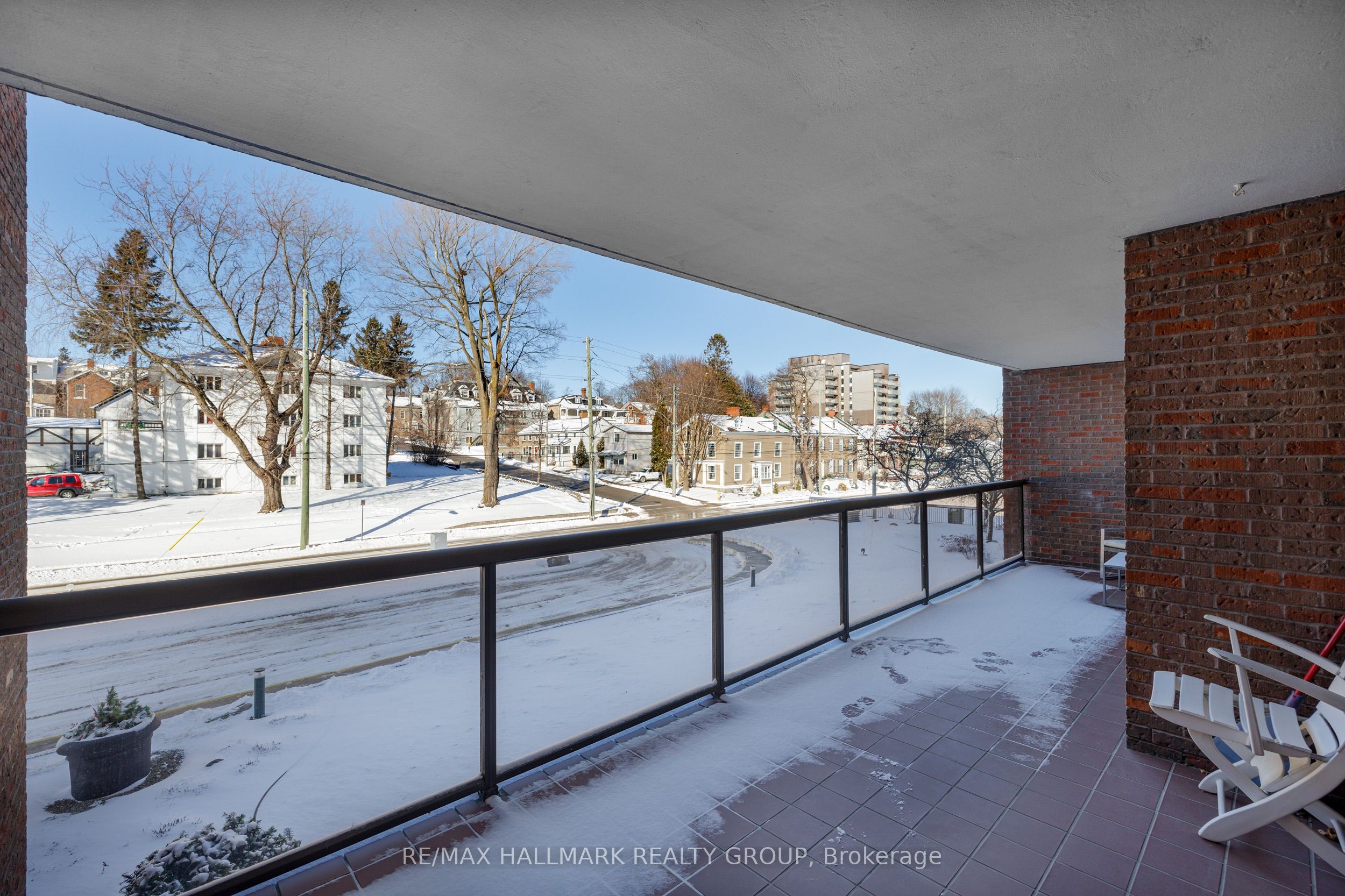 #405 - 55 Water Street Property Photo 32