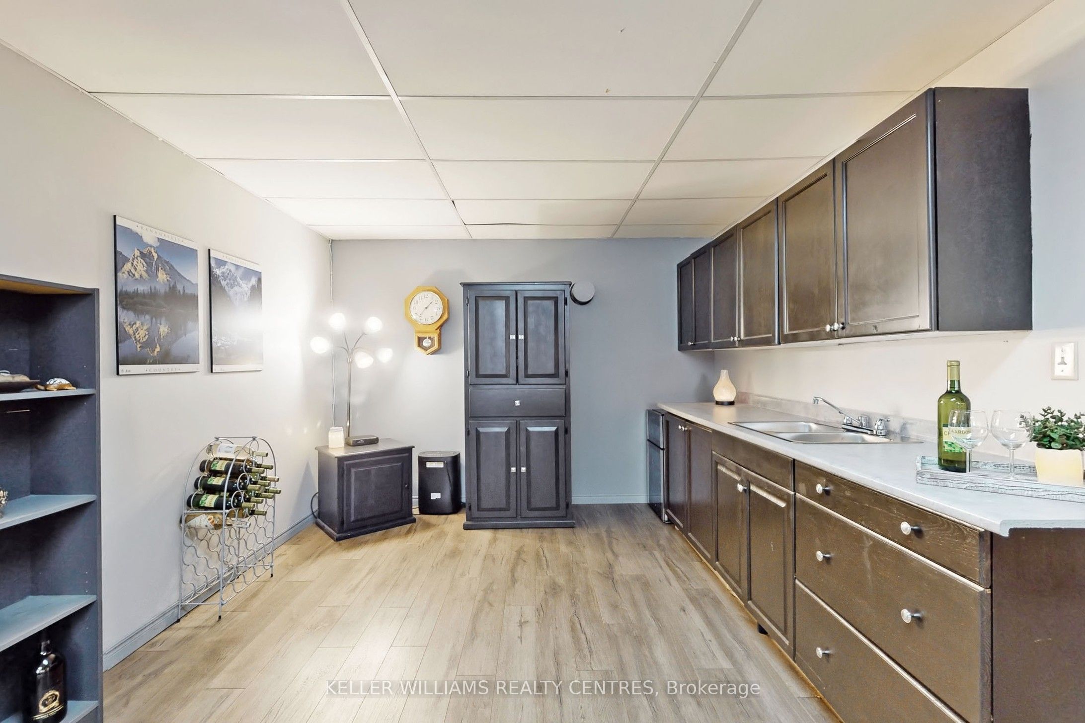121 Queen Street Property Photo 20