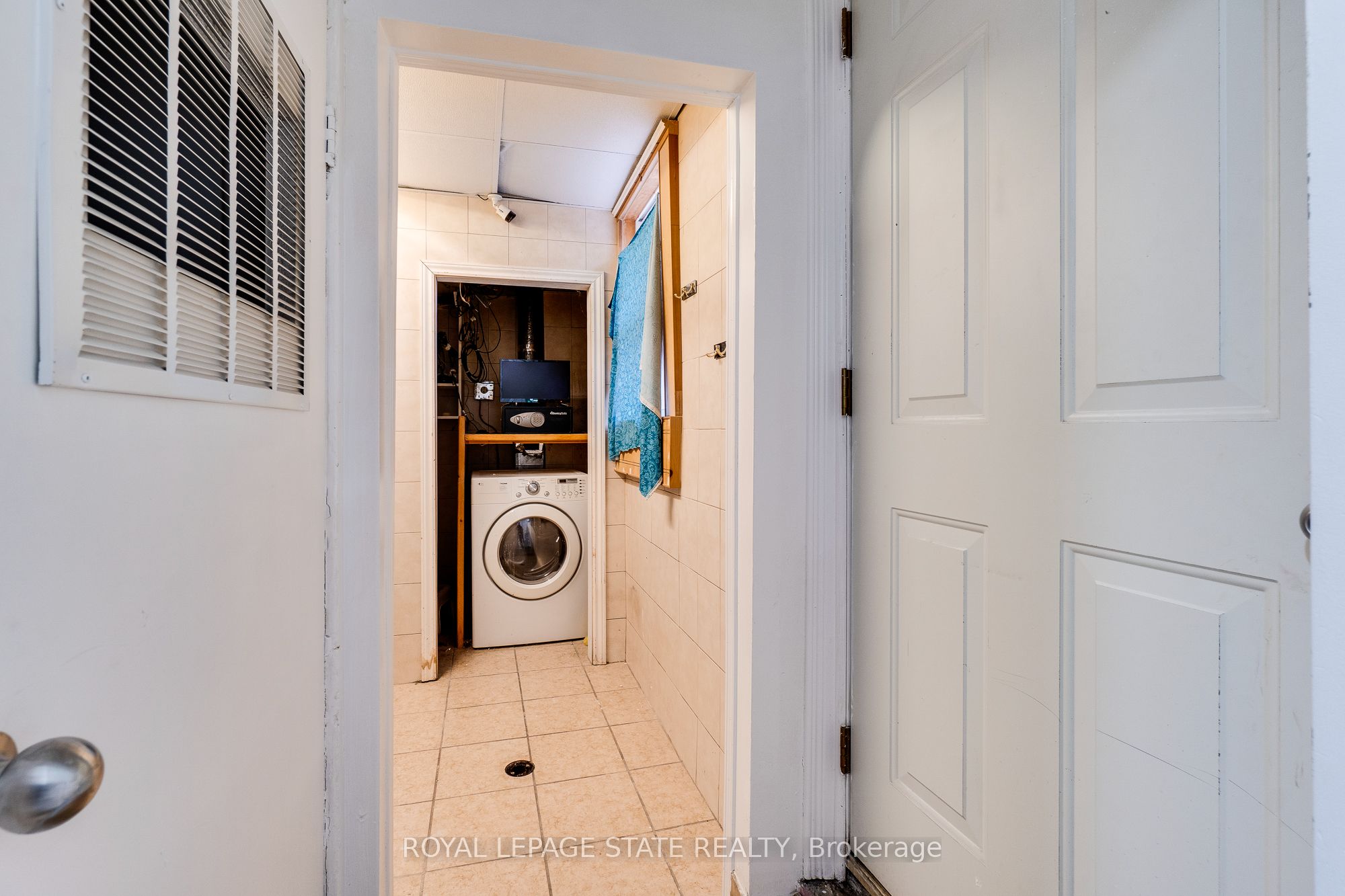 18 Barton Street Property Photo 12