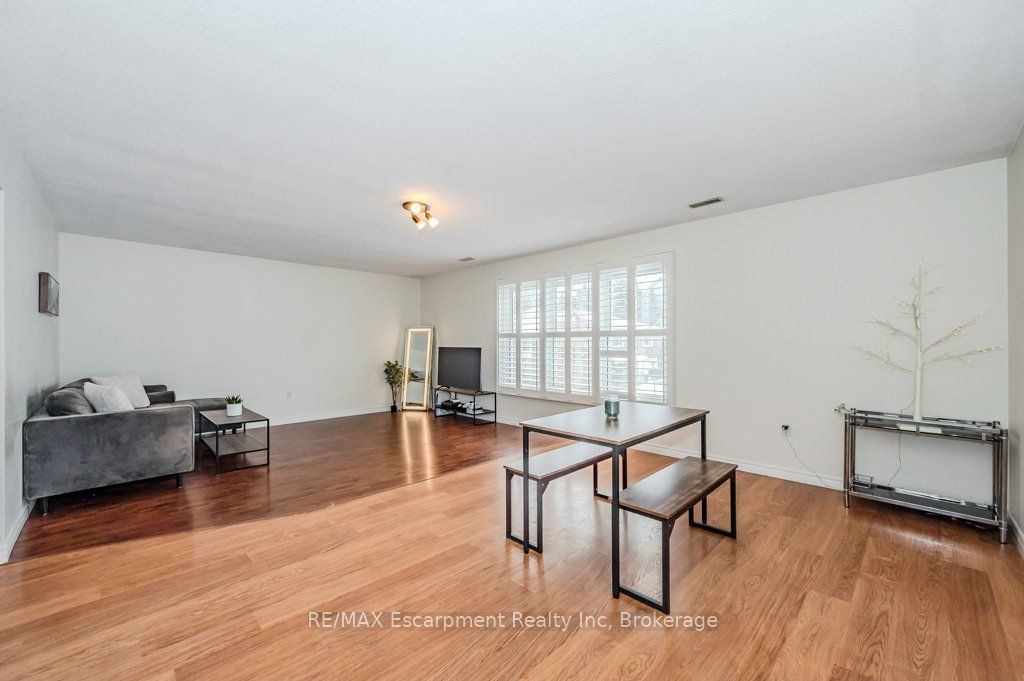 126 Main Street Property Photo 12