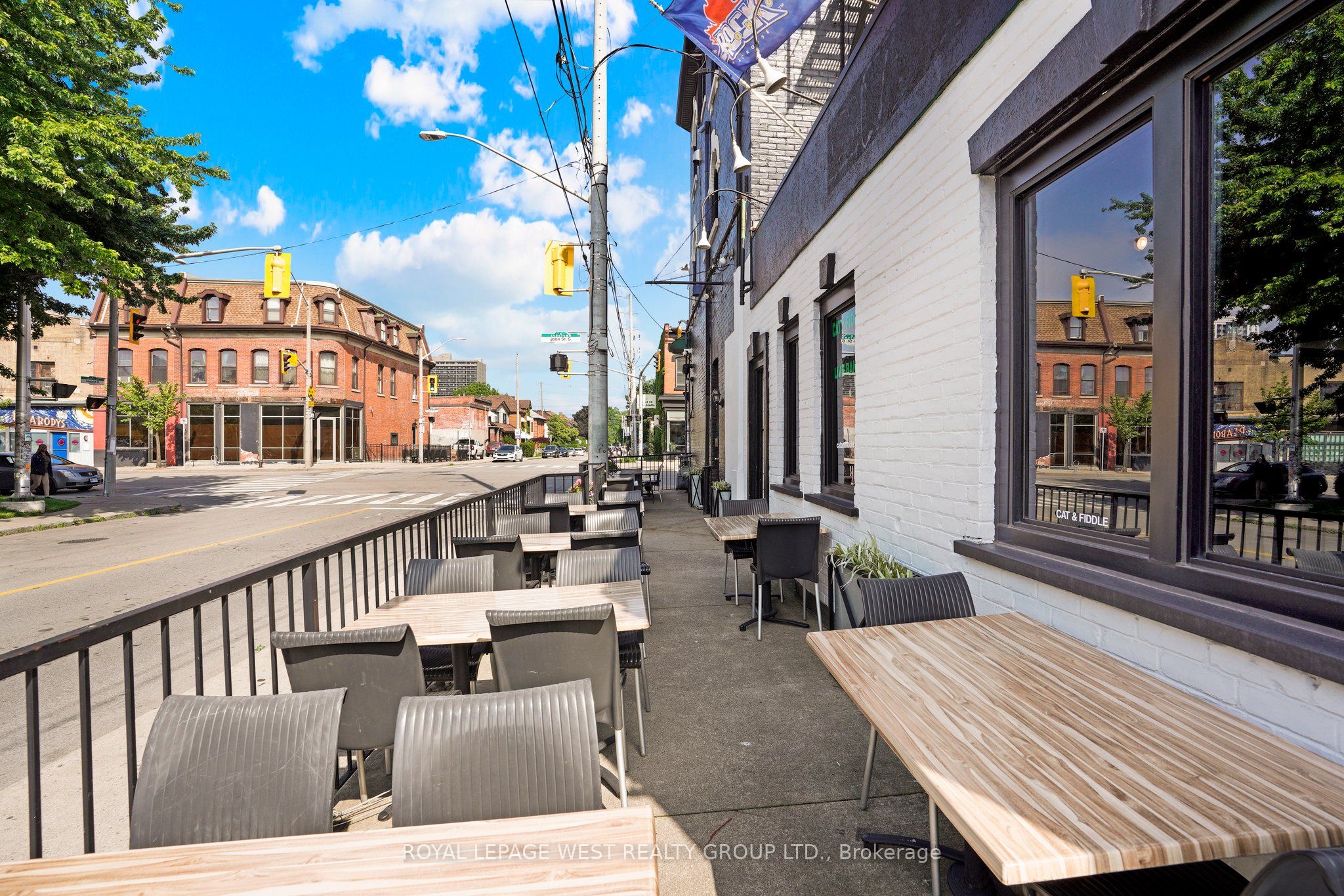 174 John Street Property Photo 4