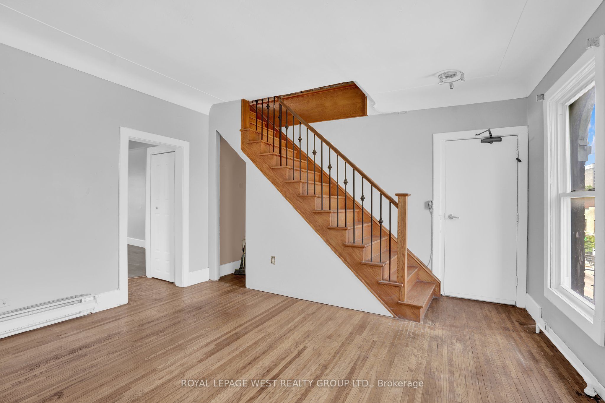 174 John Street Property Photo 12