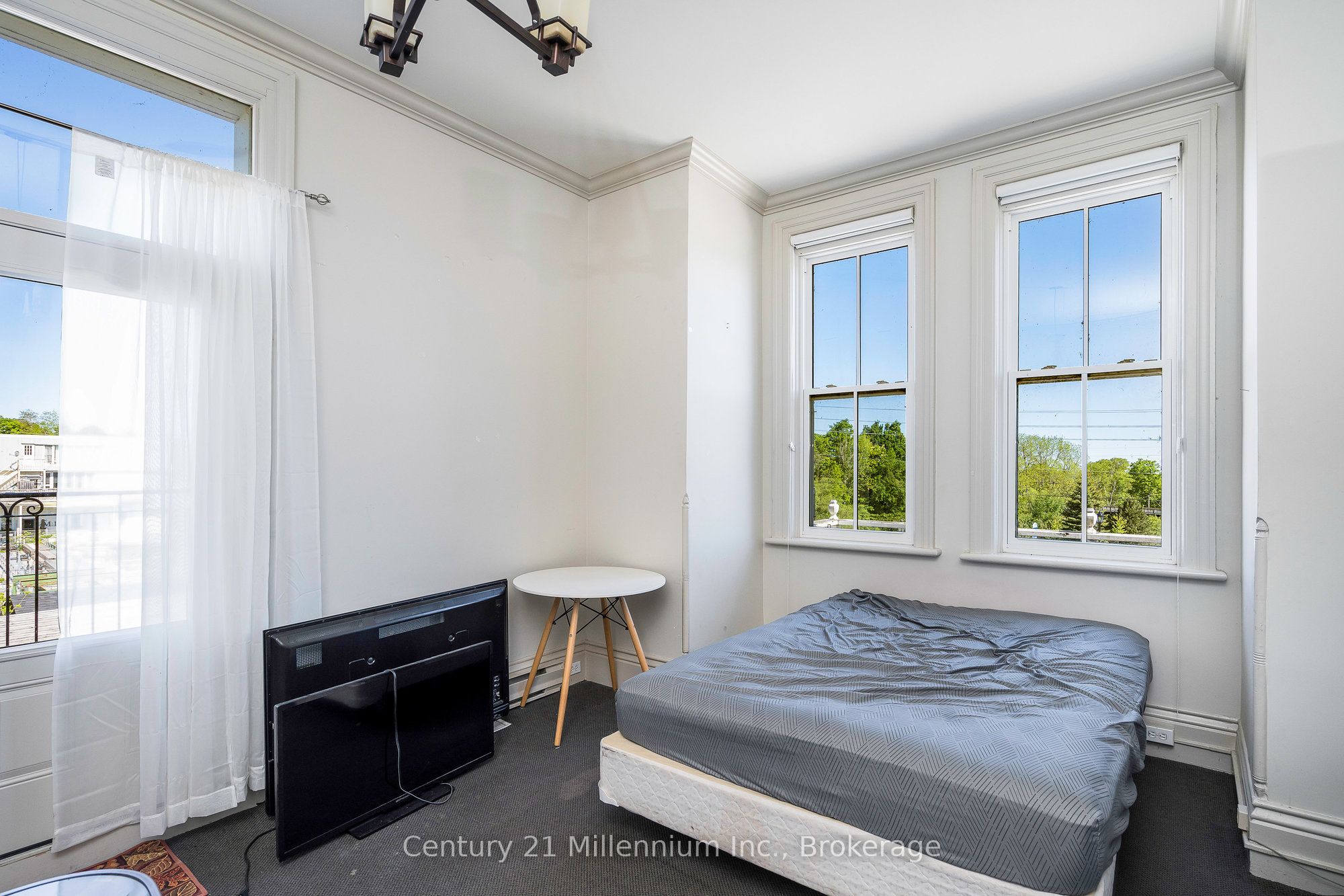 27 Bridge Street Property Photo 38