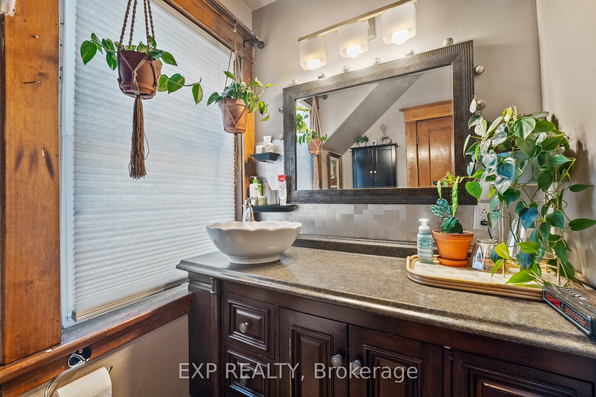 104 William Street Property Photo 37