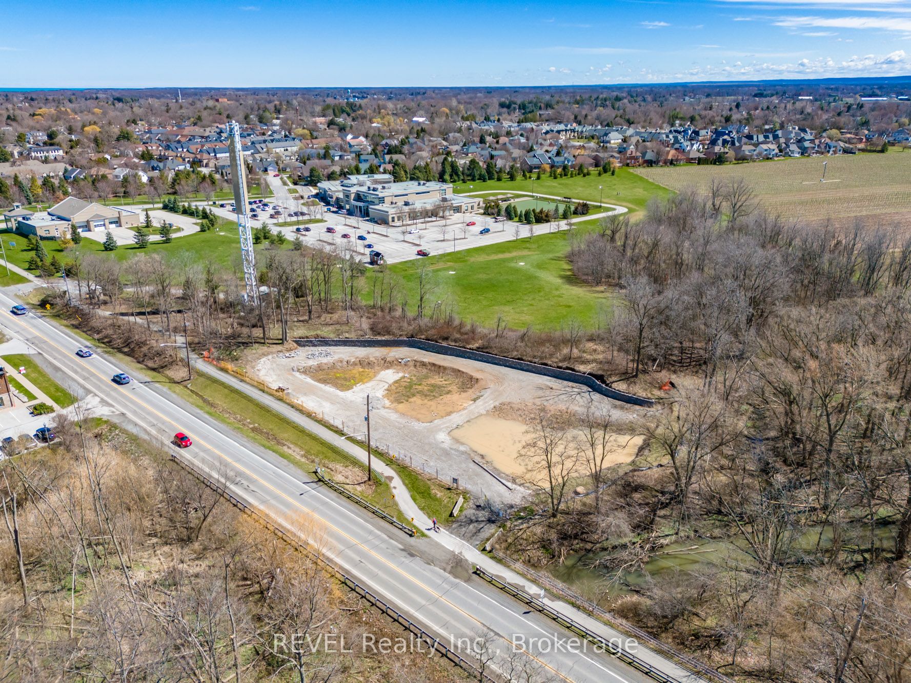 2203 Niagara Stone Road Property Photo 4