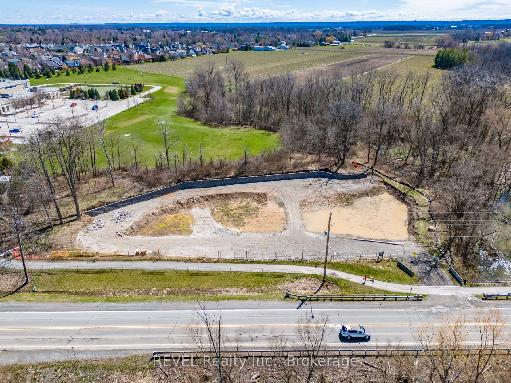 2203 Niagara Stone Road Property Photo 8