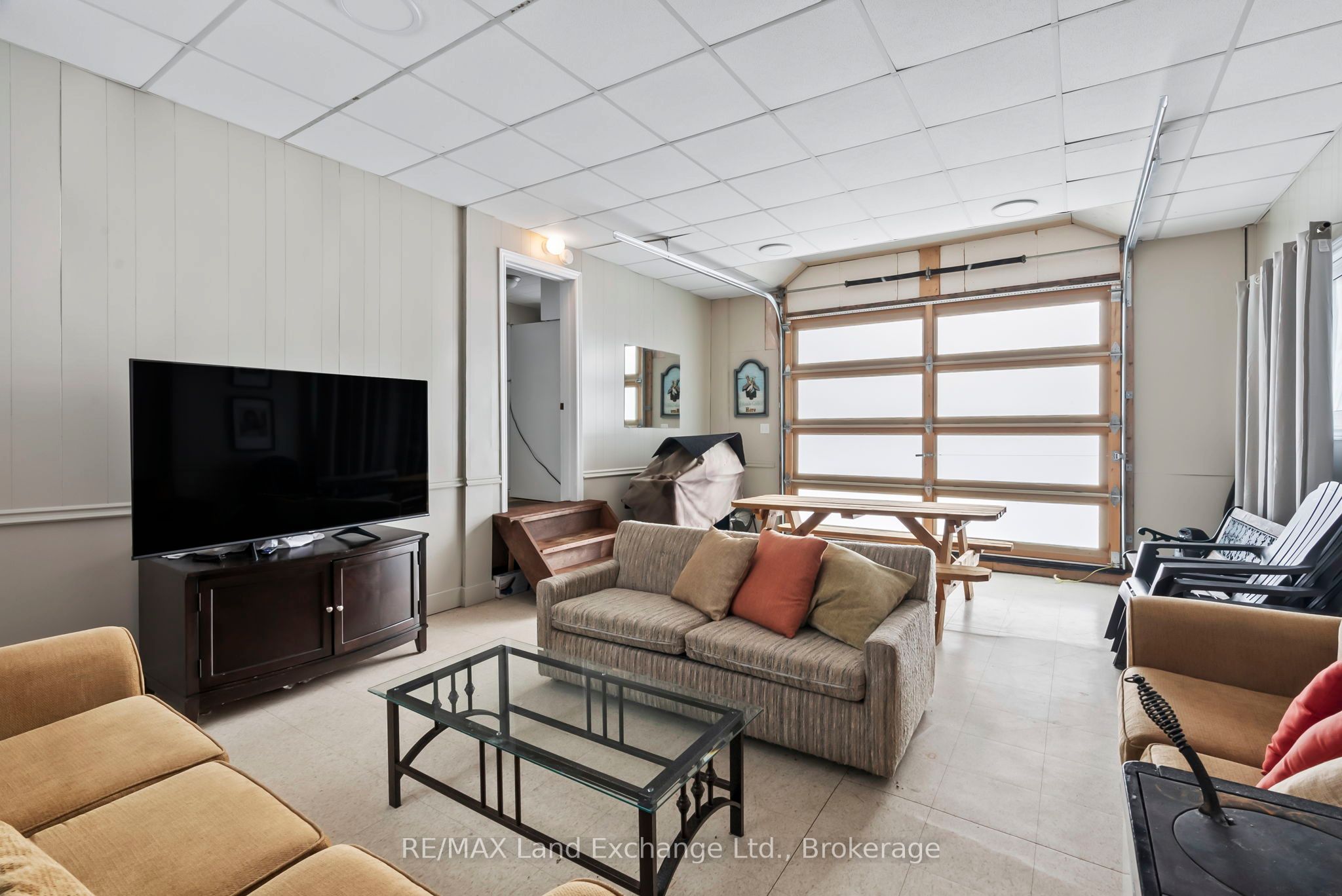 22 Southampton Parkway Property Photo 25