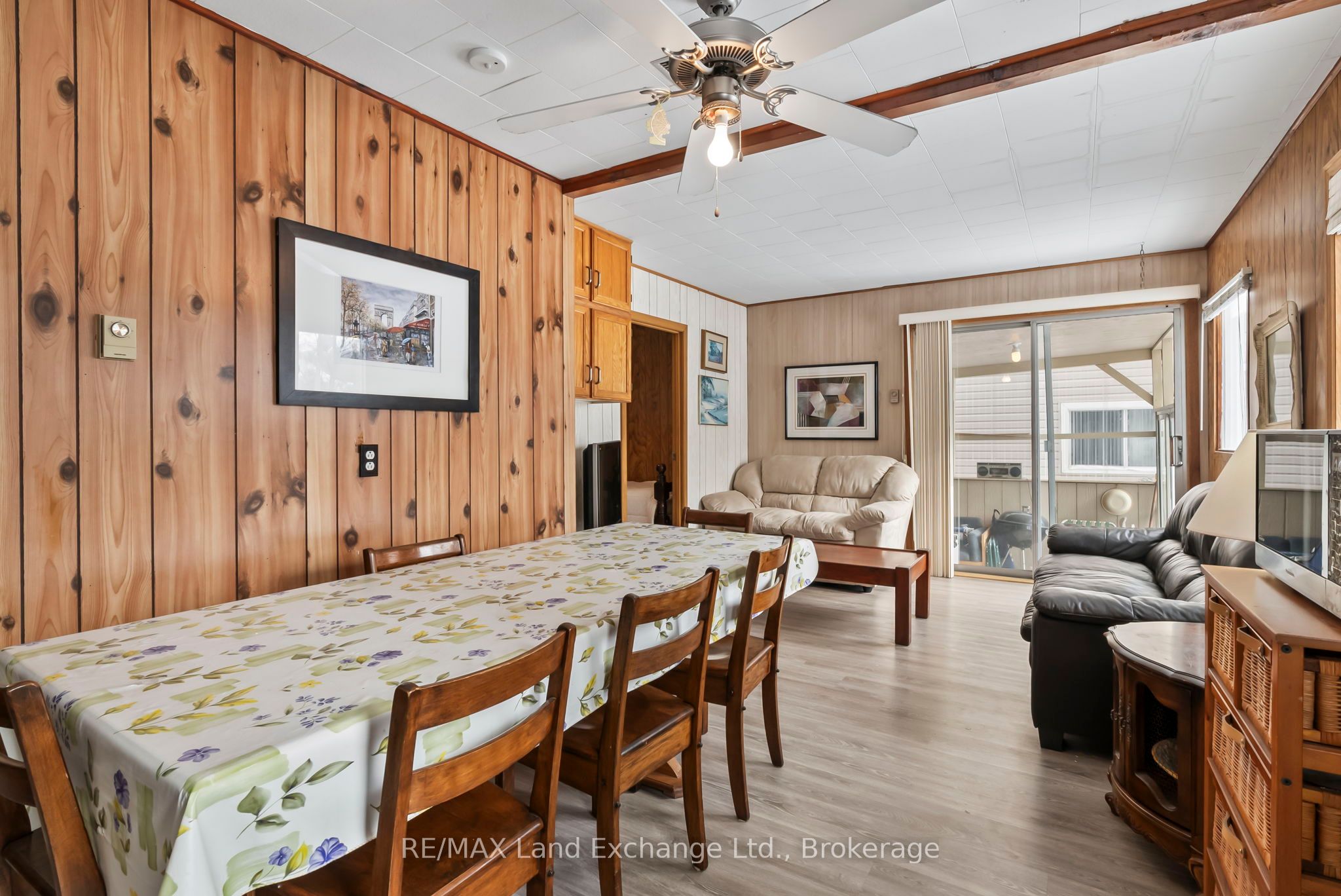 22 Southampton Parkway Property Photo 29
