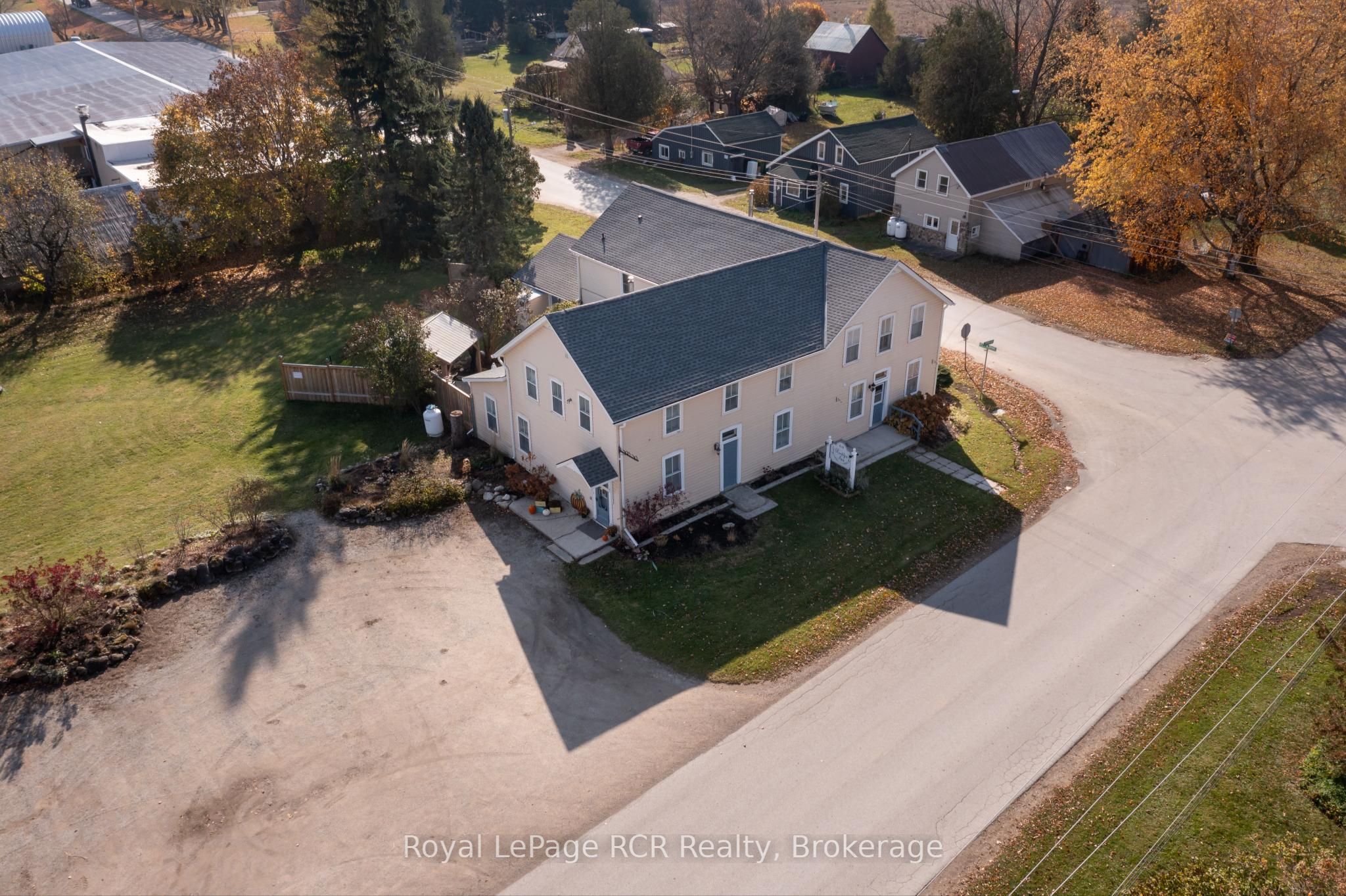 726004 22b Side Road Property Photo 37