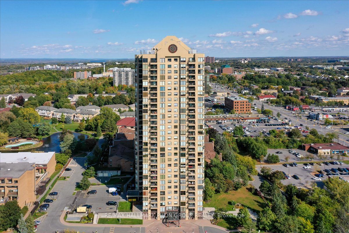 #1105 - 545 St Laurent Boulevard Property Photo