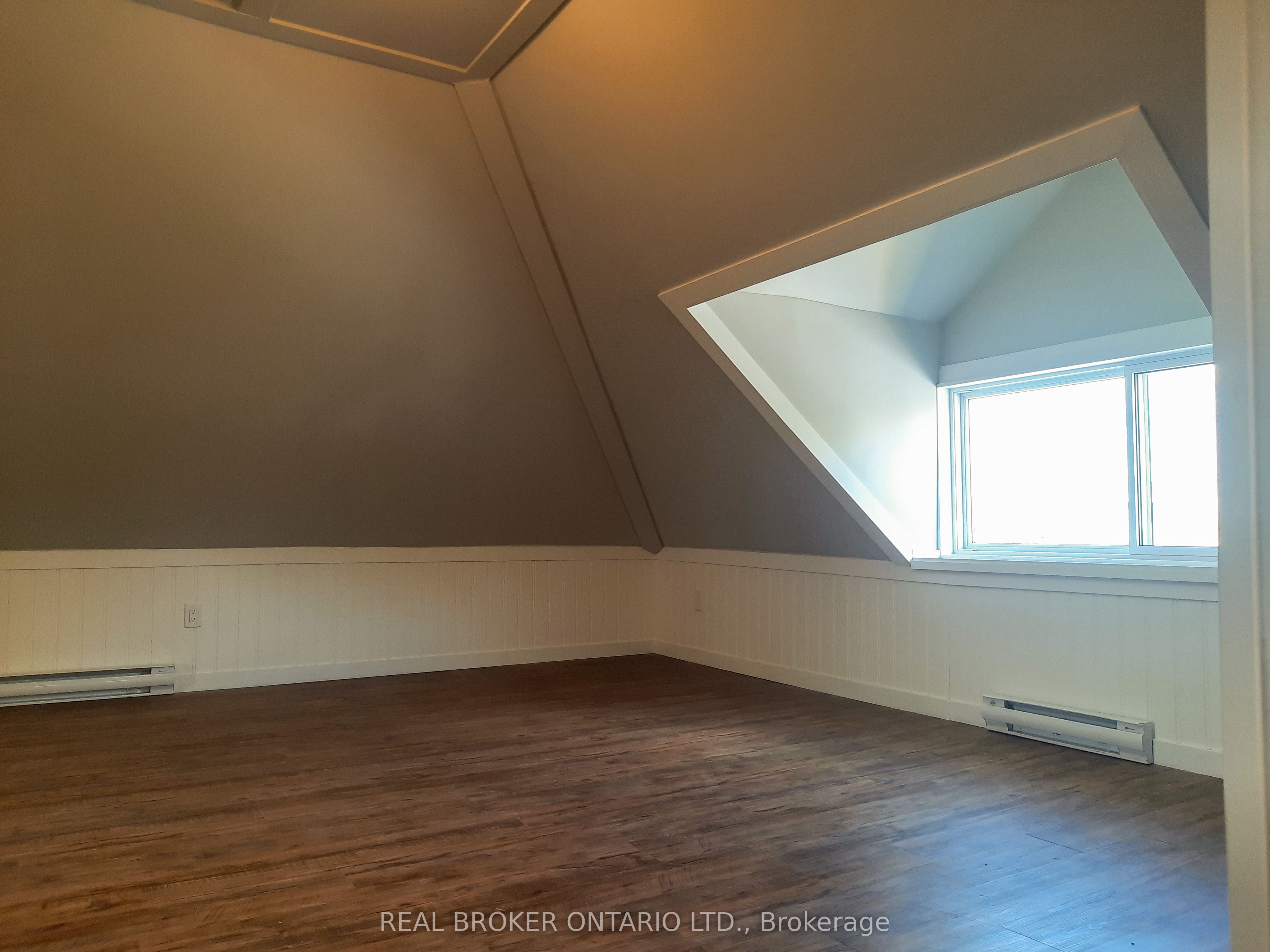 7 Montgomery Place Property Photo 12