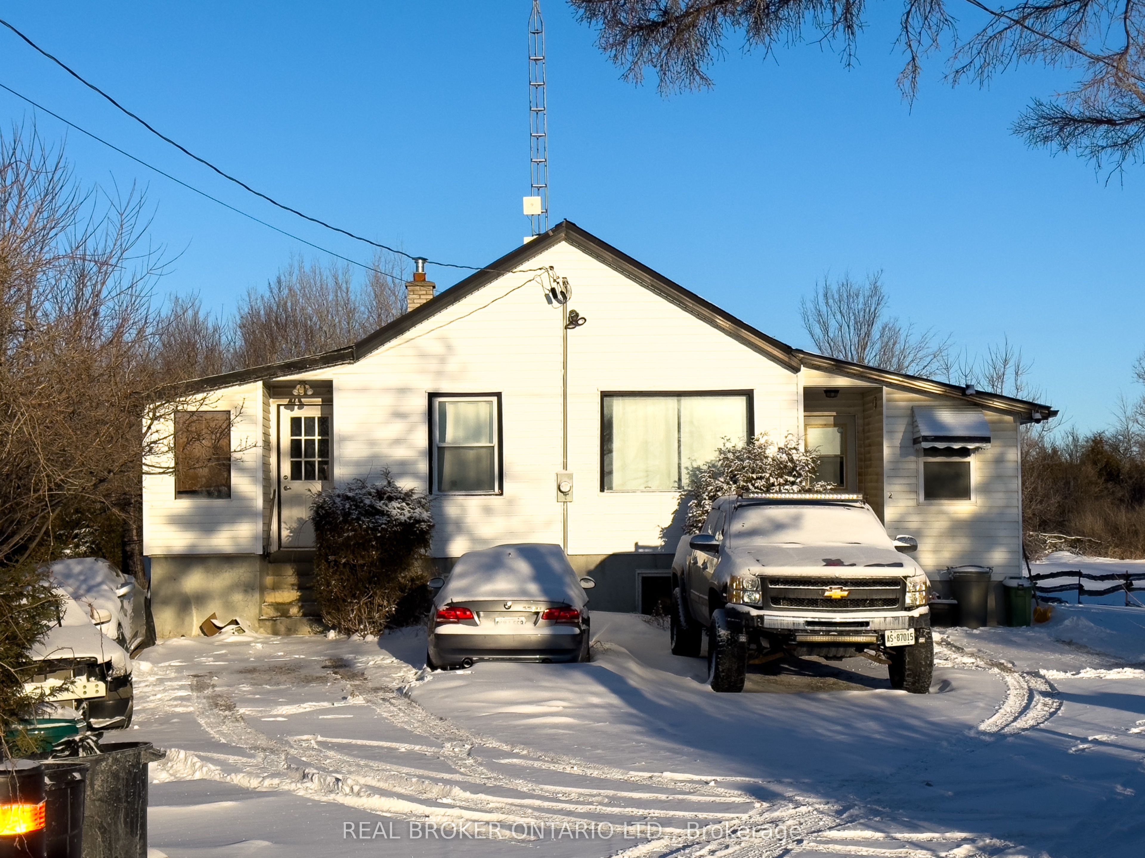7617 Flewellyn Road Property Photo 2