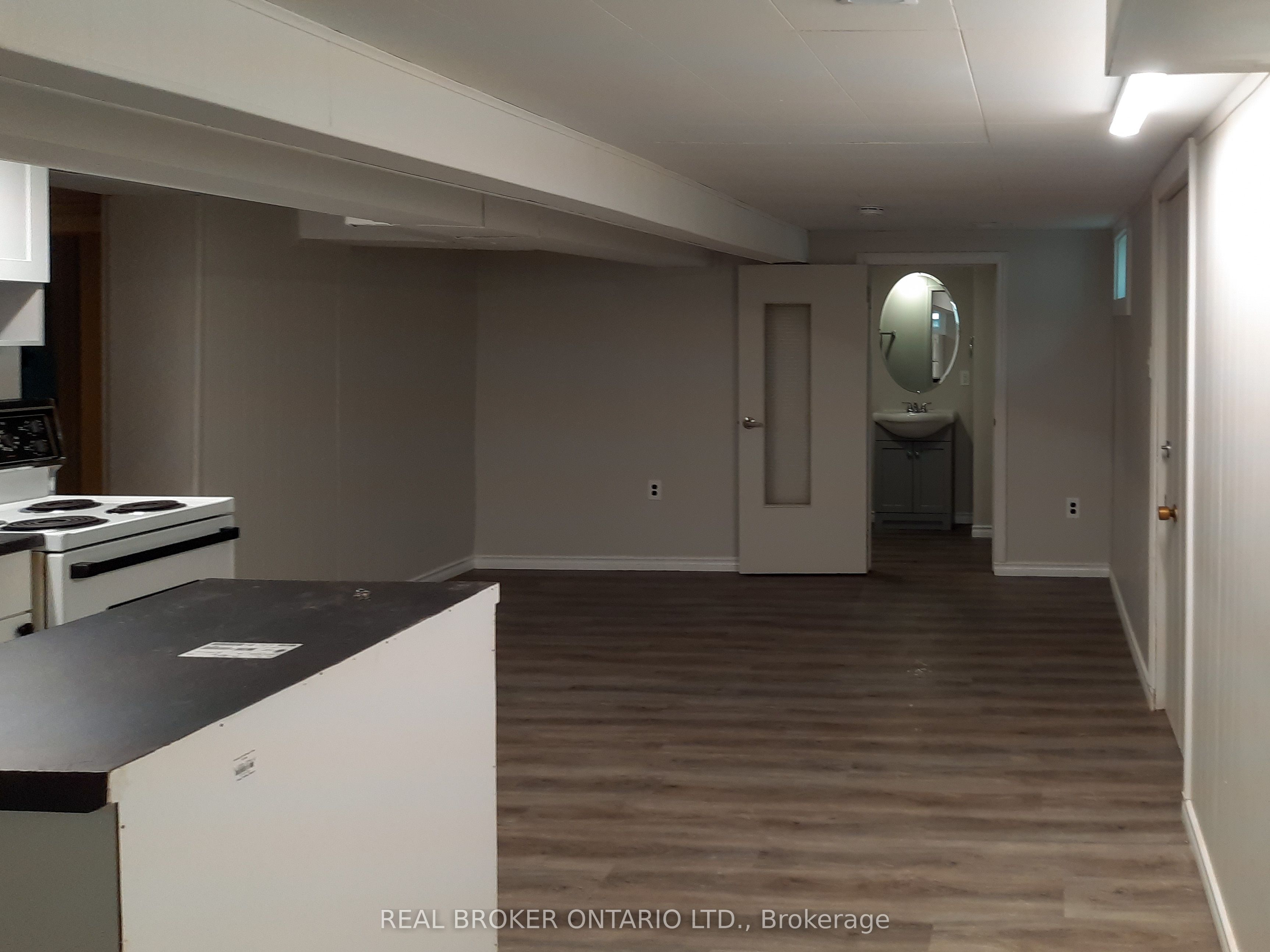 7617 Flewellyn Road Property Photo 15