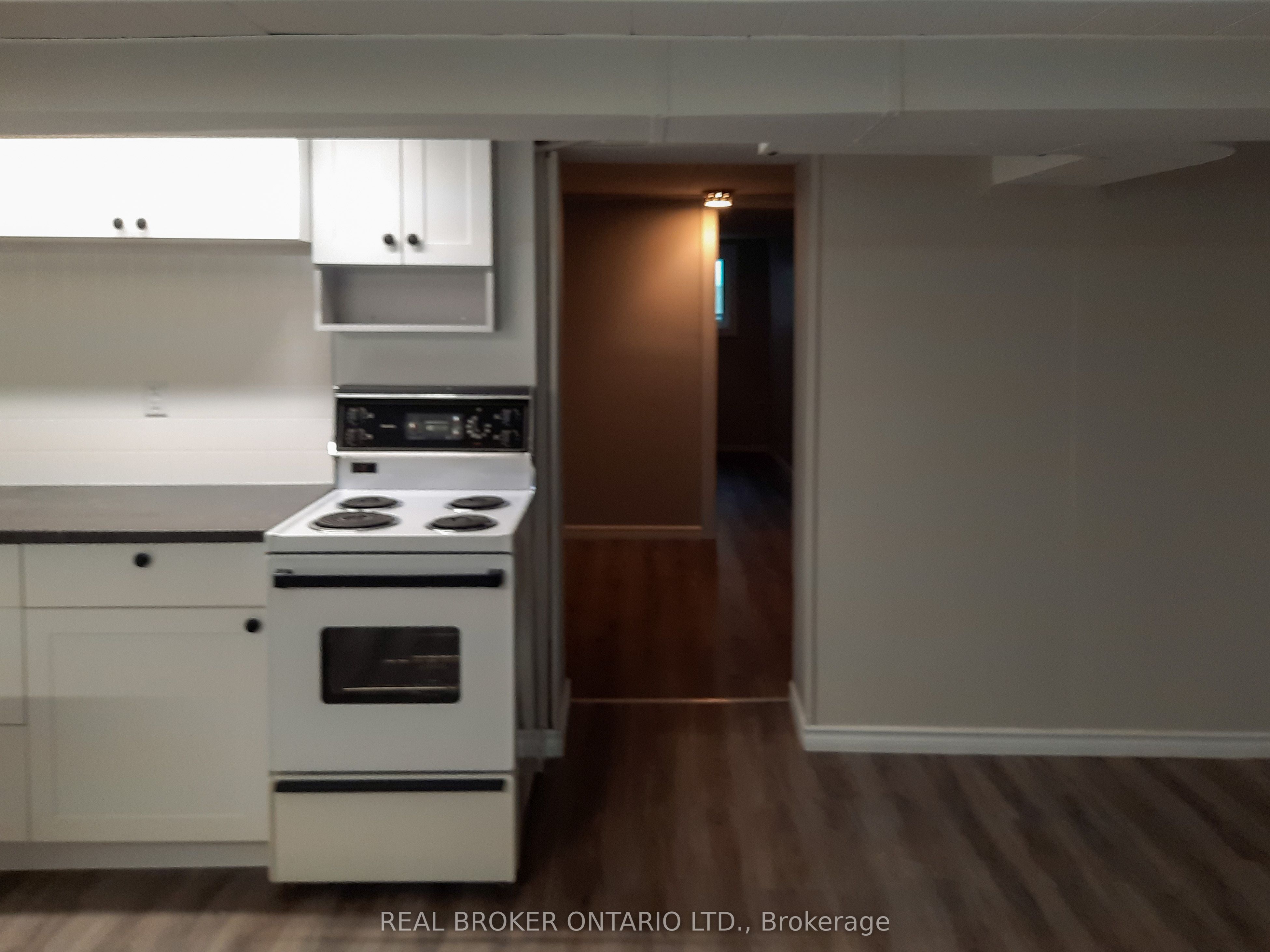 7617 Flewellyn Road Property Photo 16