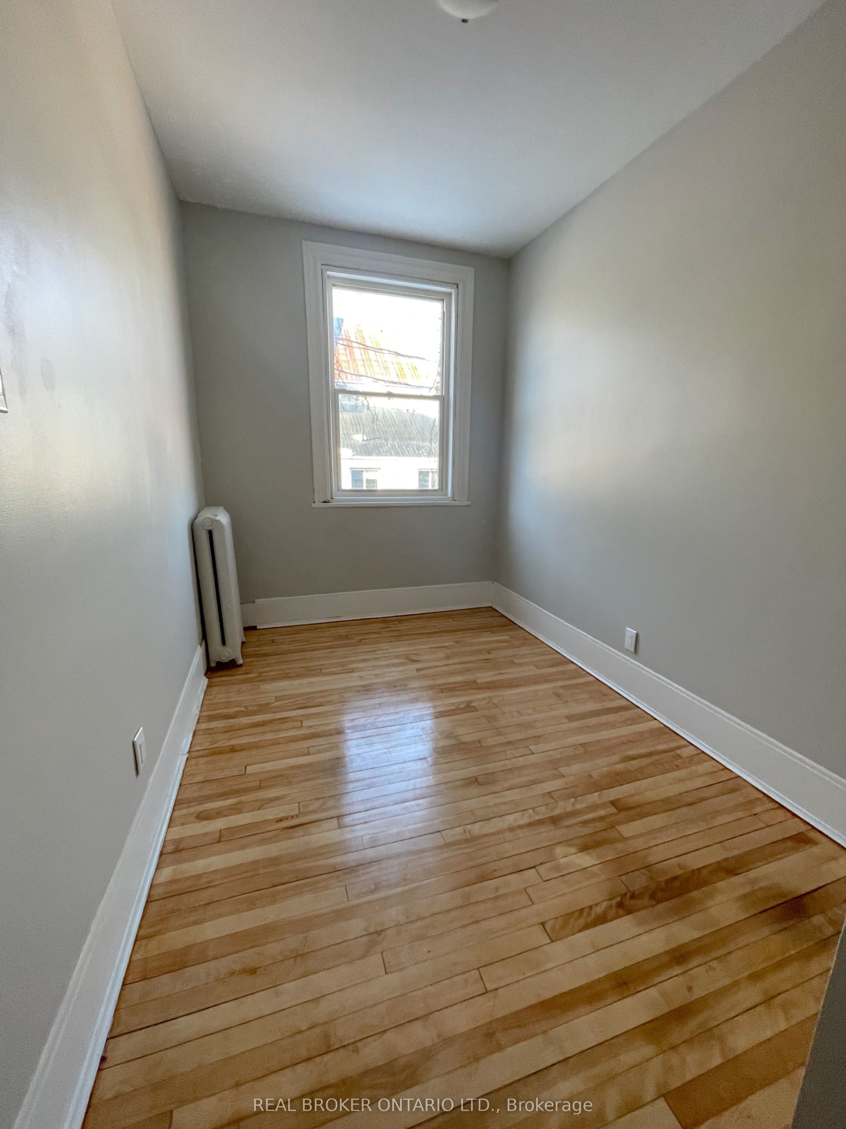 4-6 Russell Street Property Photo 8