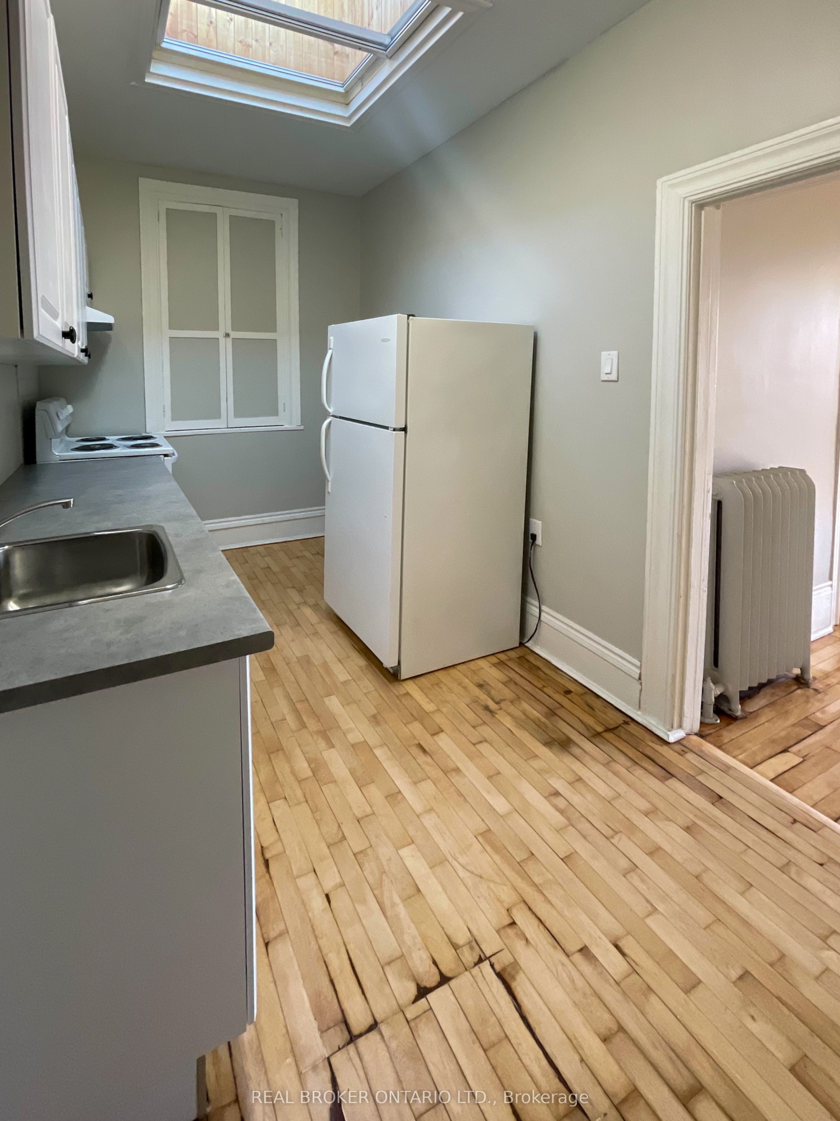 4-6 Russell Street Property Photo 12