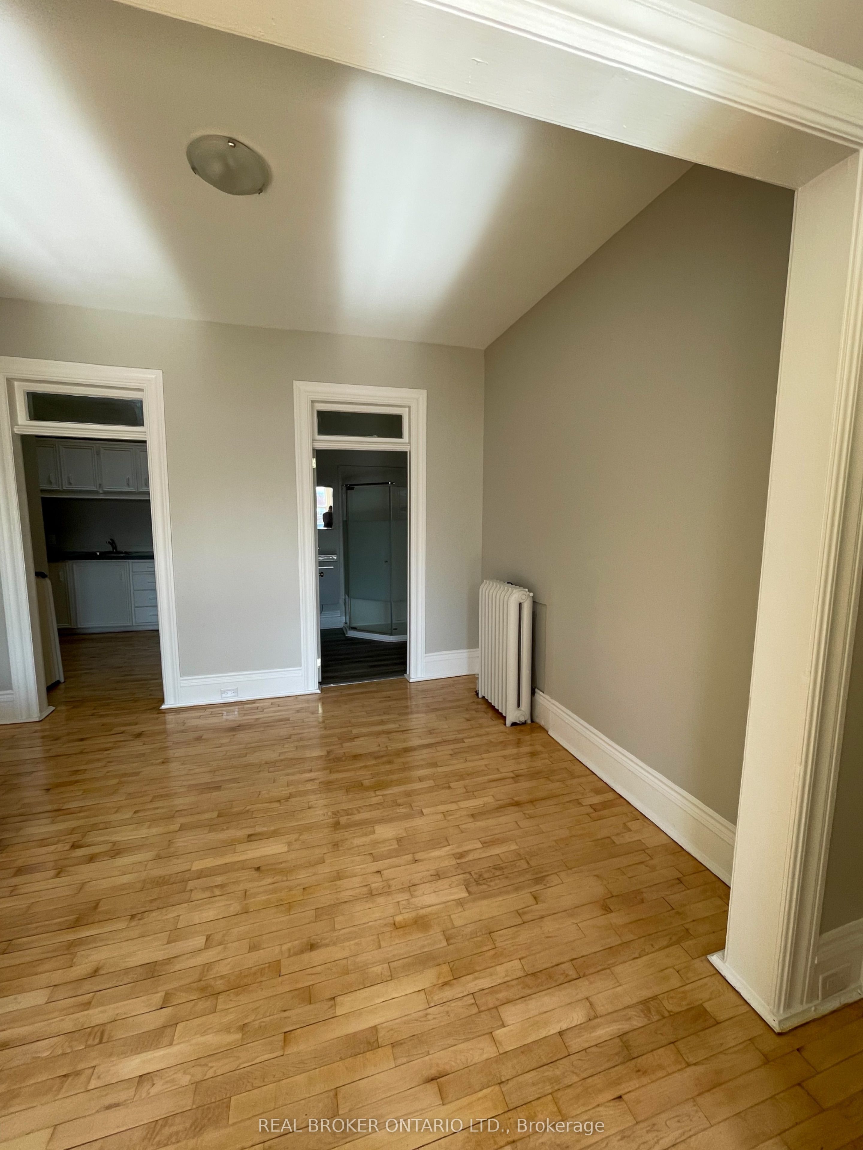 4-6 Russell Street Property Photo 19