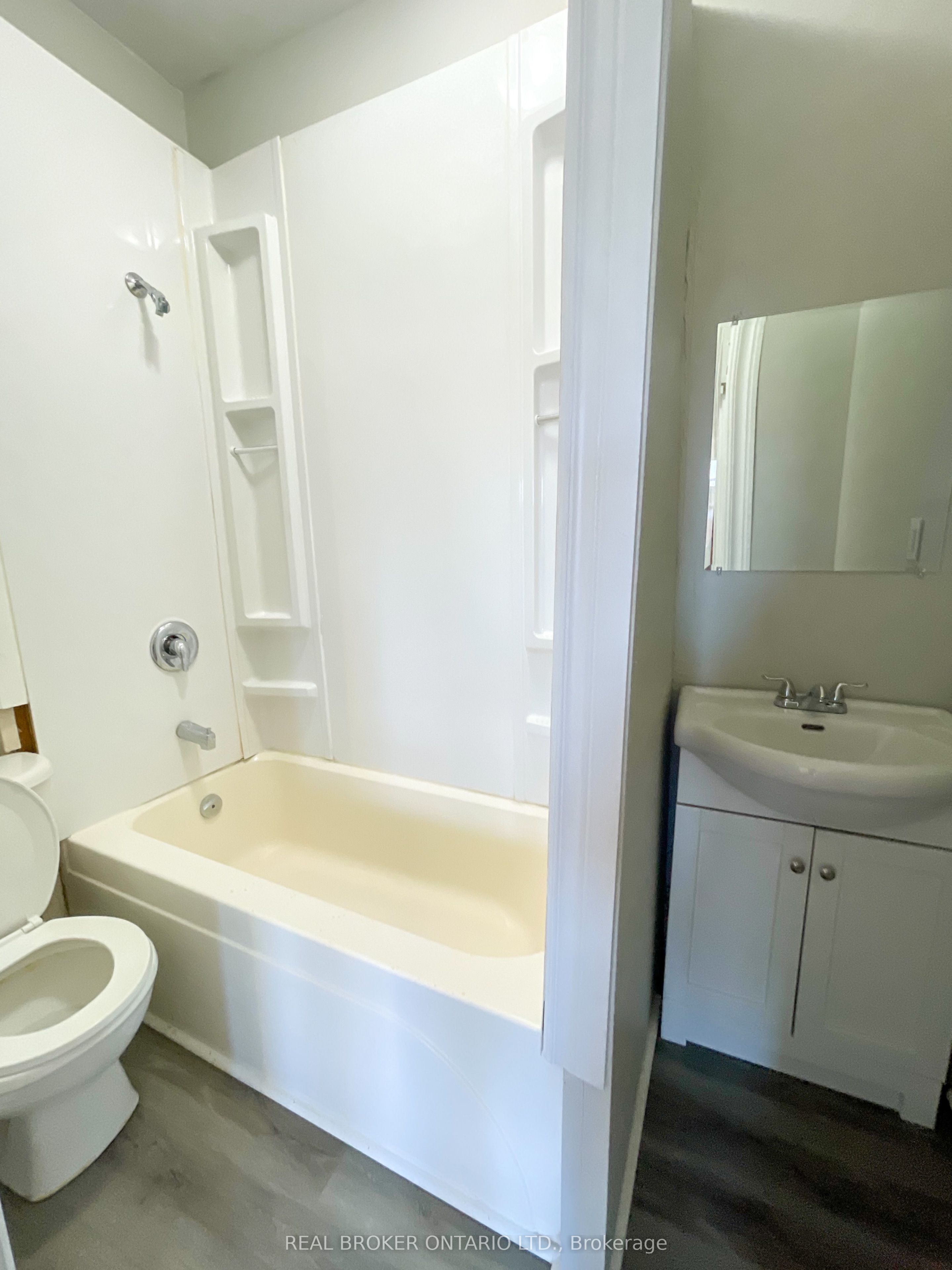 4-6 Russell Street Property Photo 34
