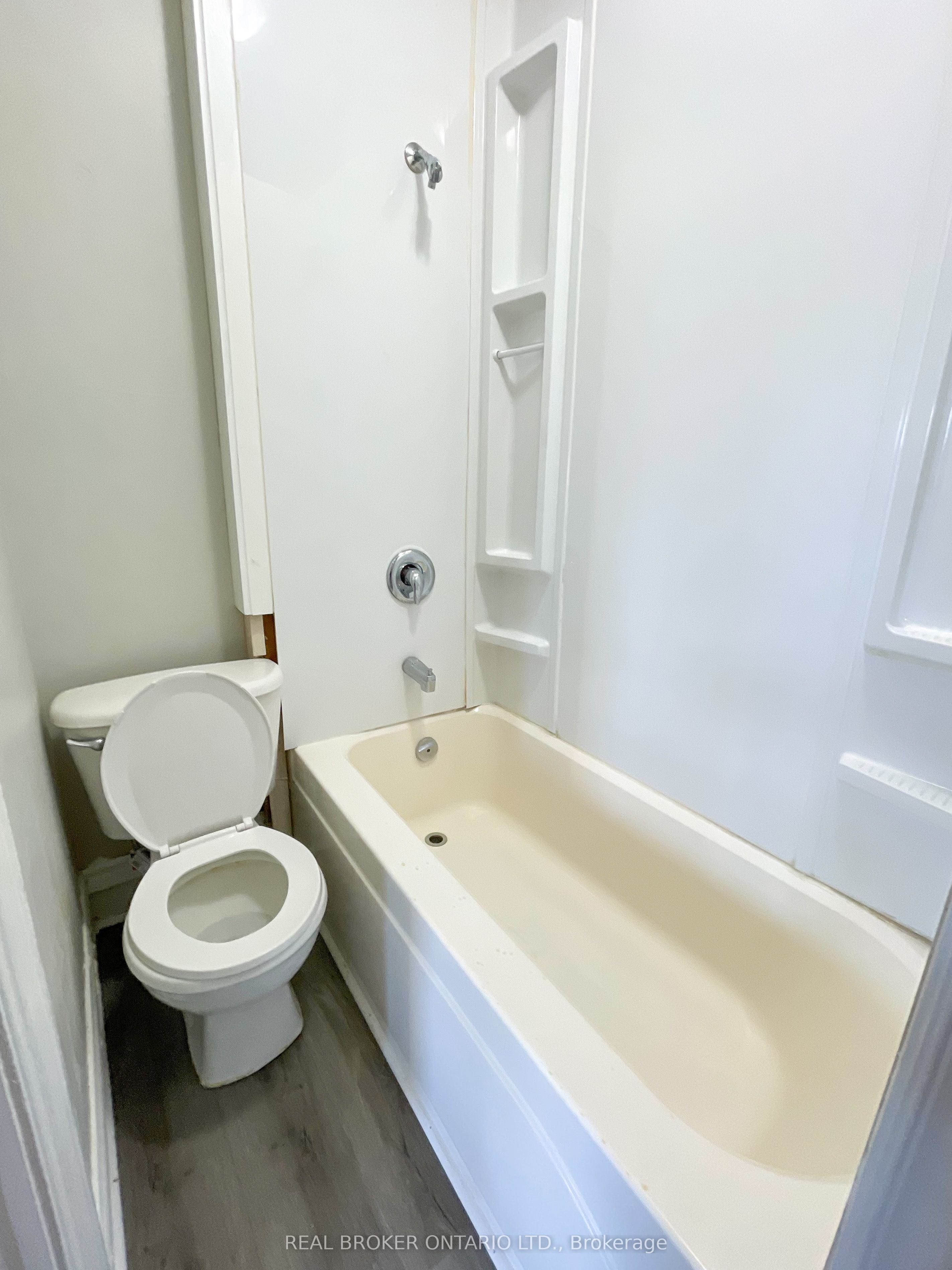 4-6 Russell Street Property Photo 35