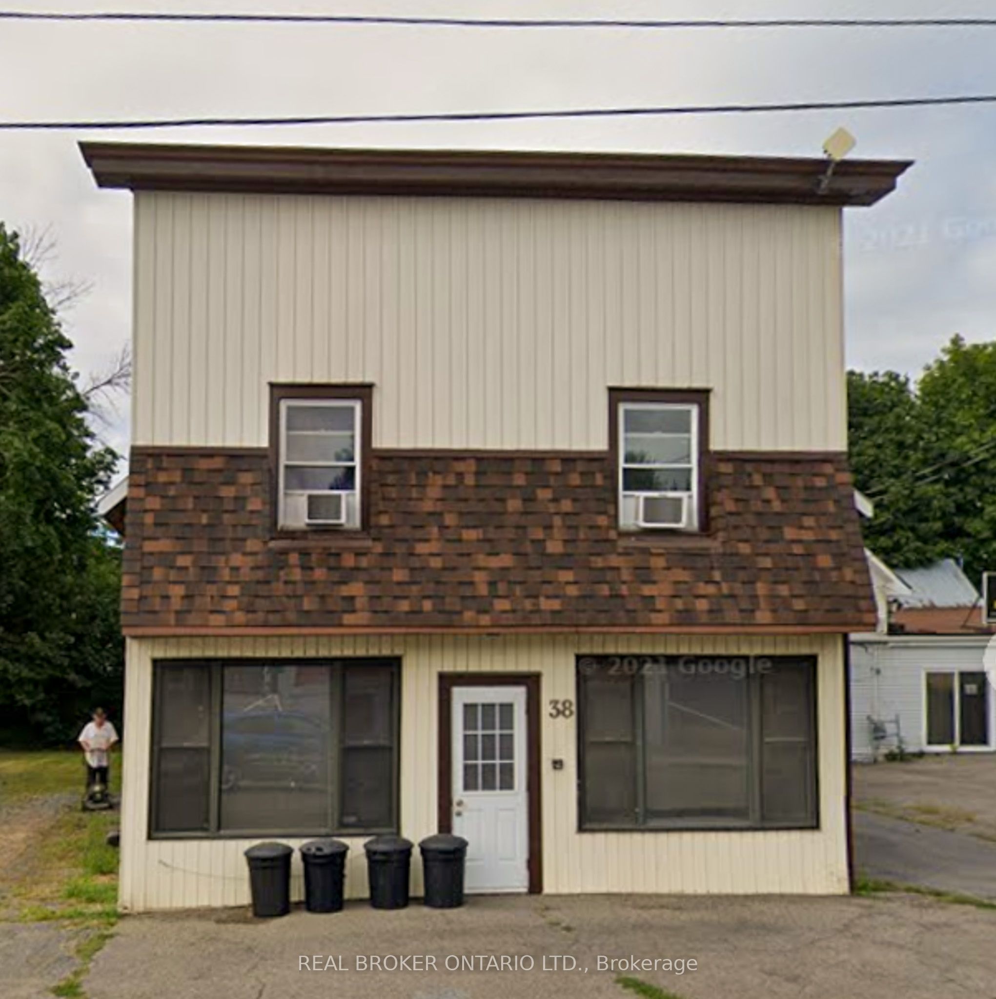 38 King Street Property Photo 4