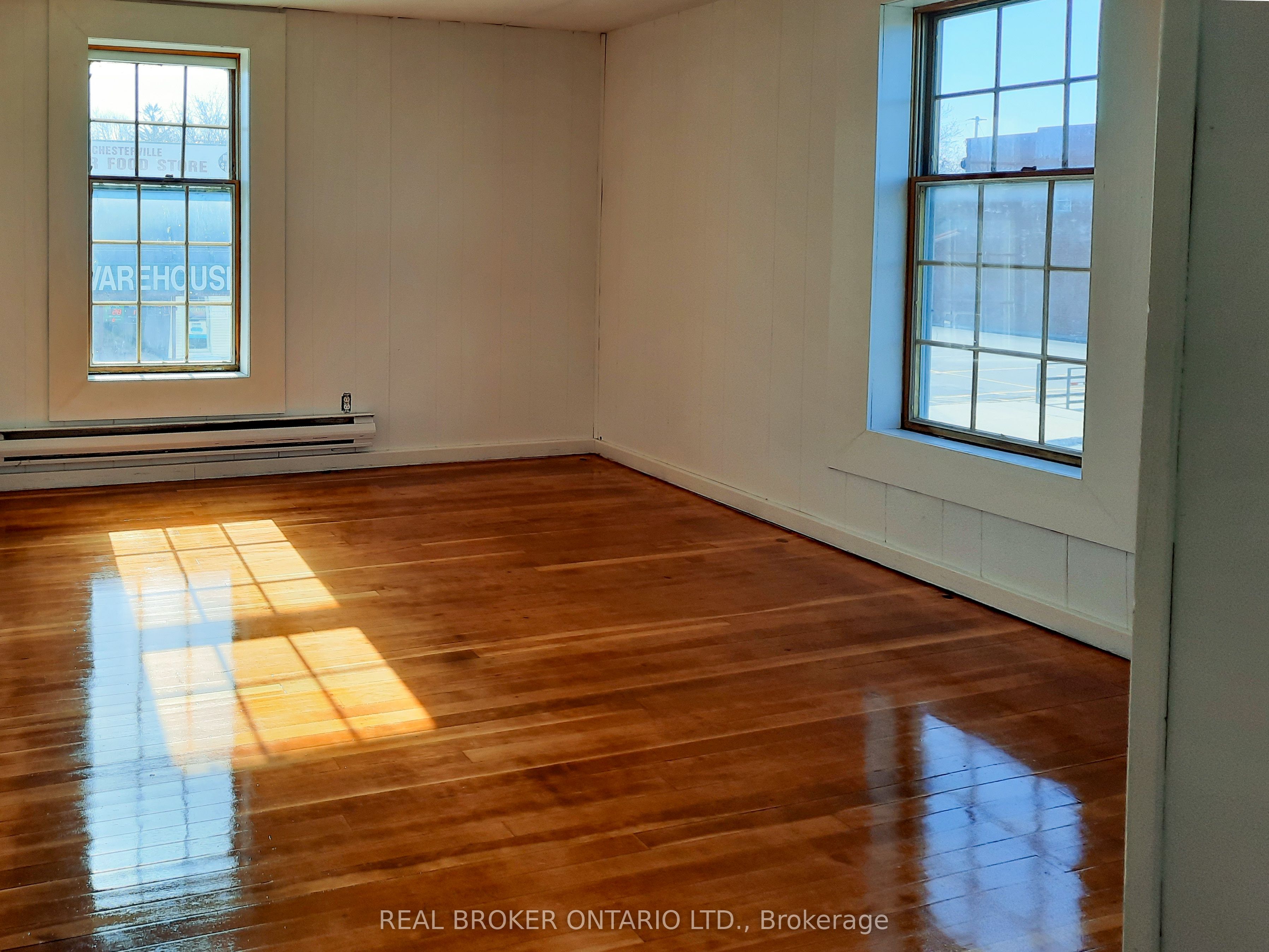 20 King Street Property Photo 17