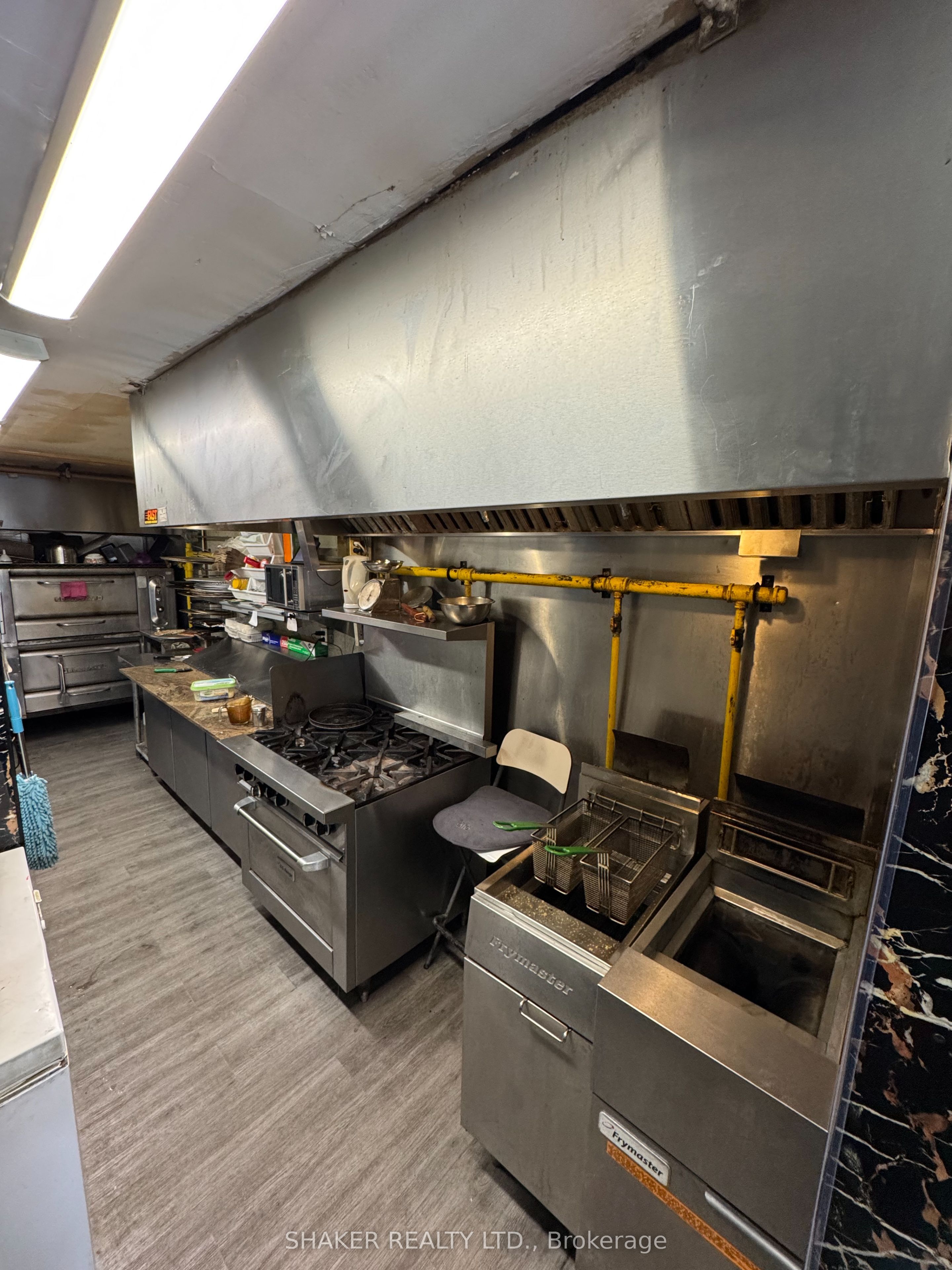 223 Laurier Avenue East Avenue Property Photo 9