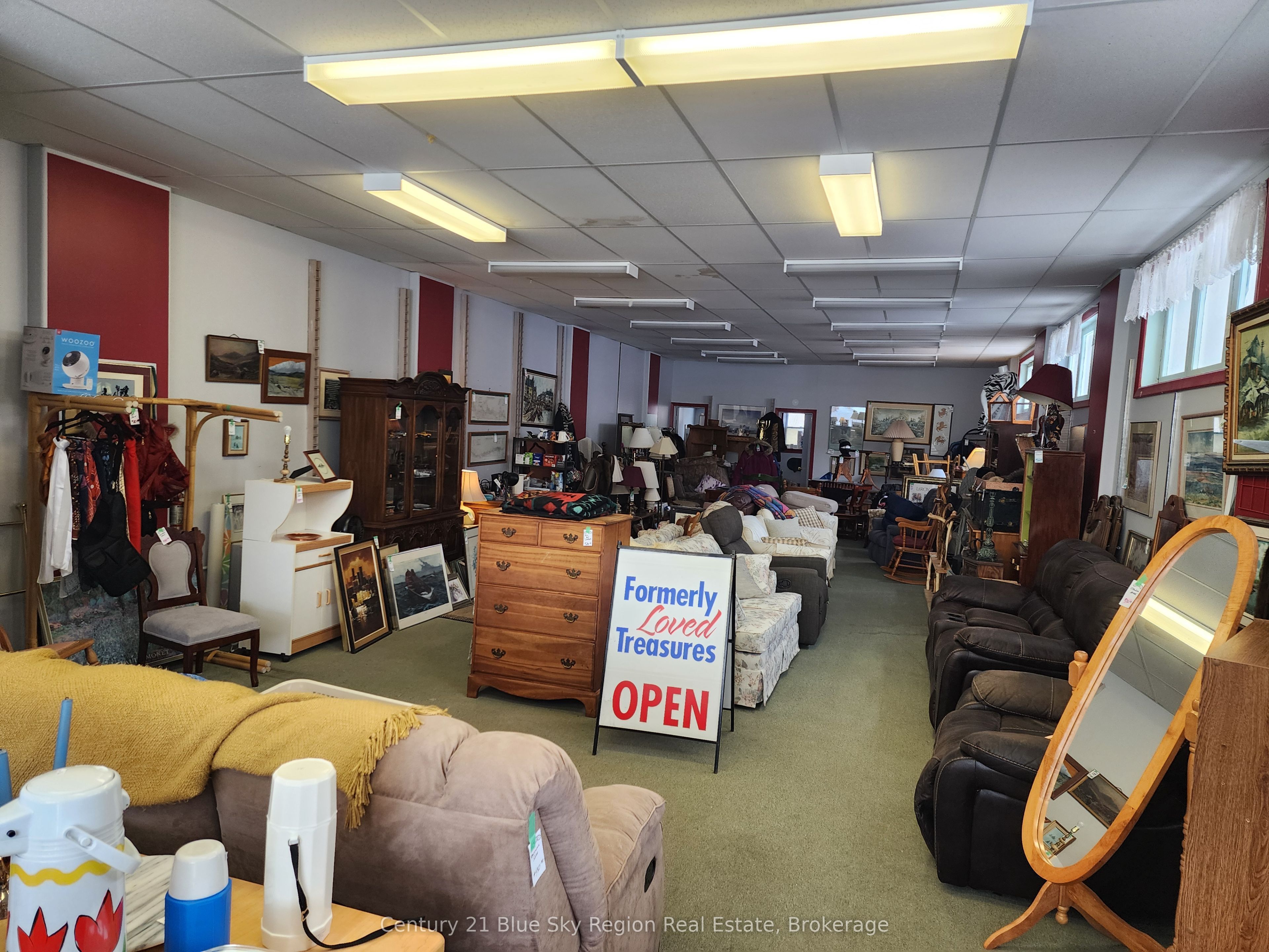 #main - 126 Mcintyre Street Property Photo 2