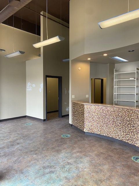 #d-102 - 1695 Manning Road Property Photo 11