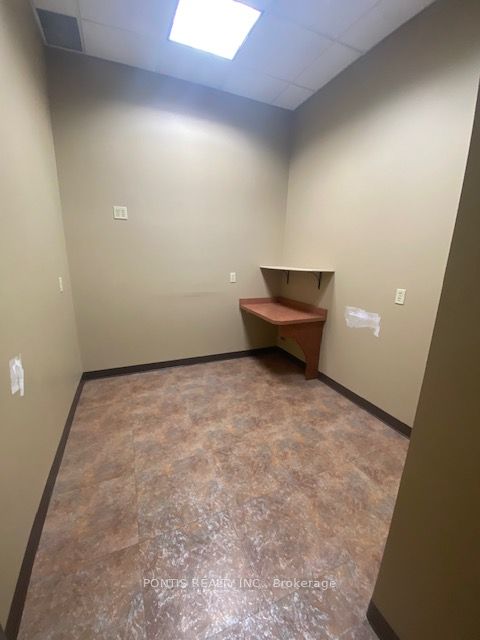#d-102 - 1695 Manning Road Property Photo 14